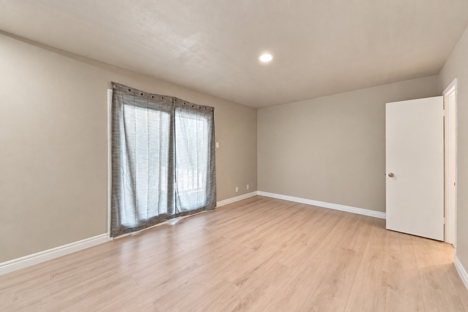 4040 San Felipe Street 202 Property Photo 9