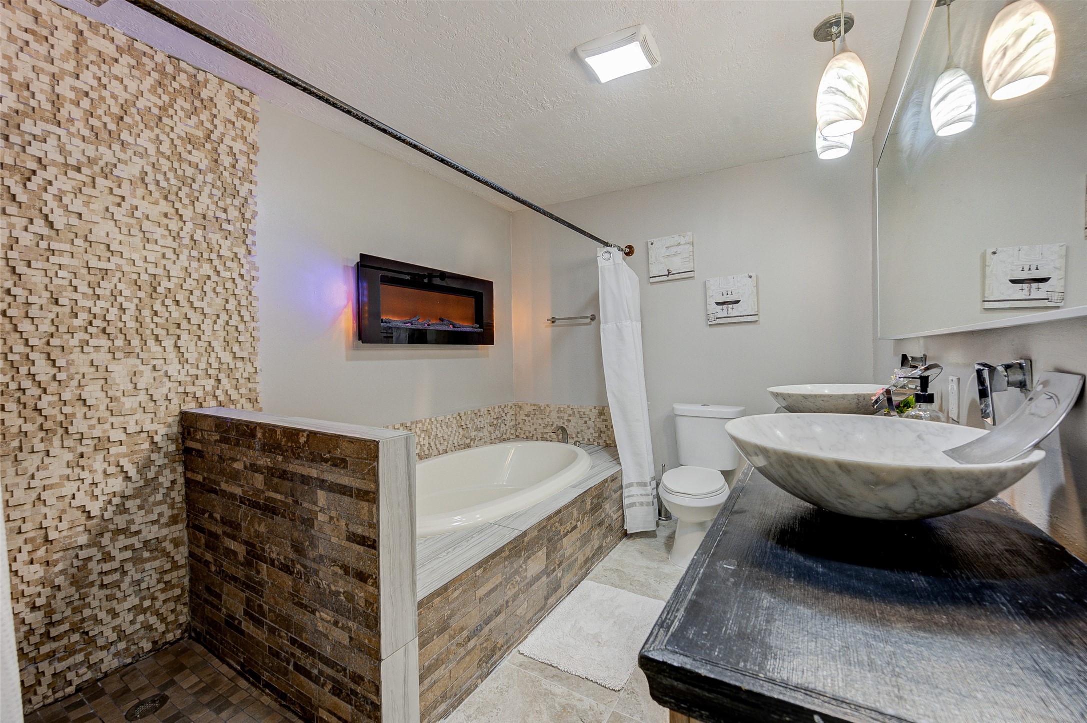 1207 Archer Street Property Photo 23