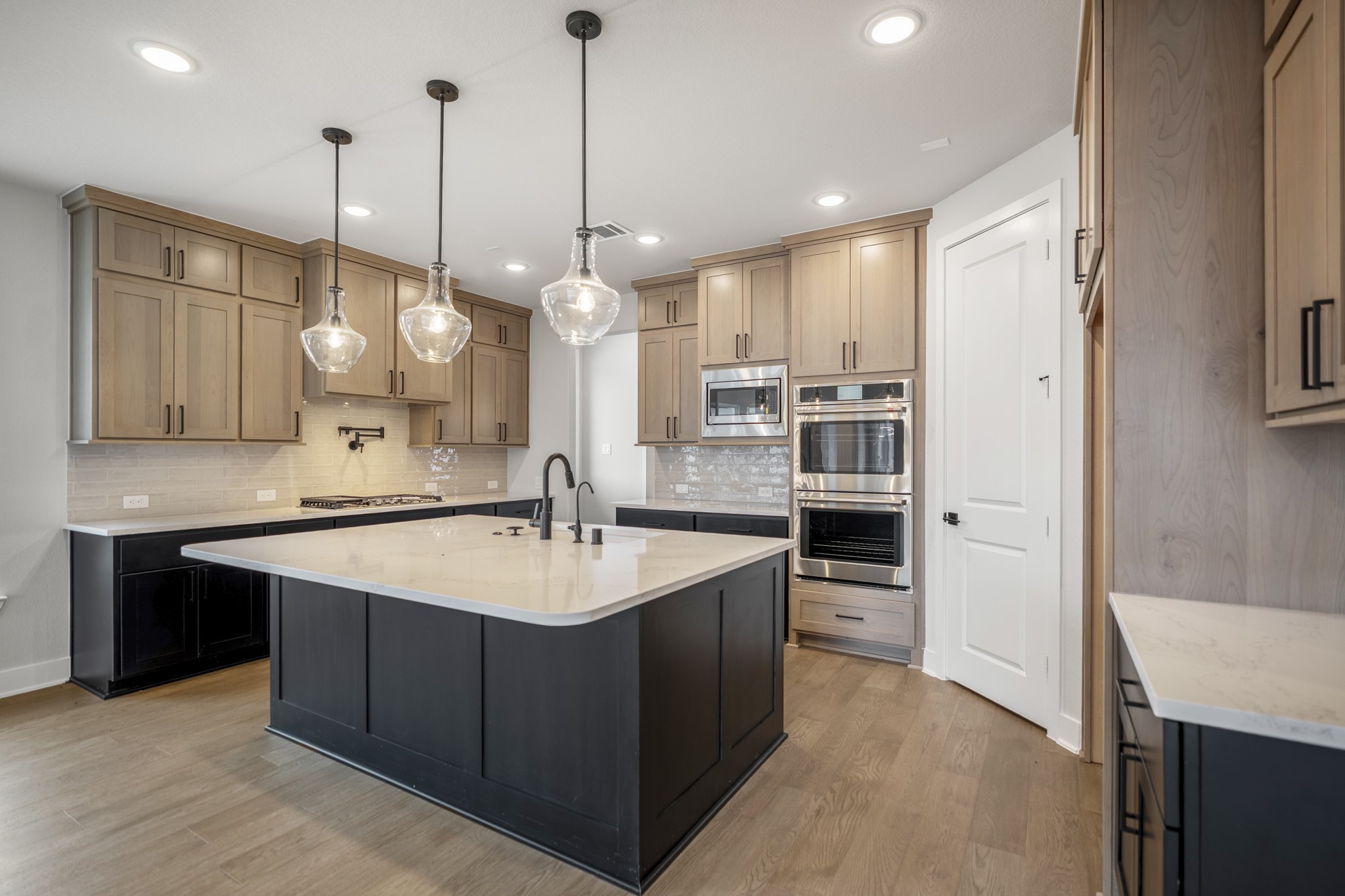 16603 Harmony Fields Street Property Photo 4