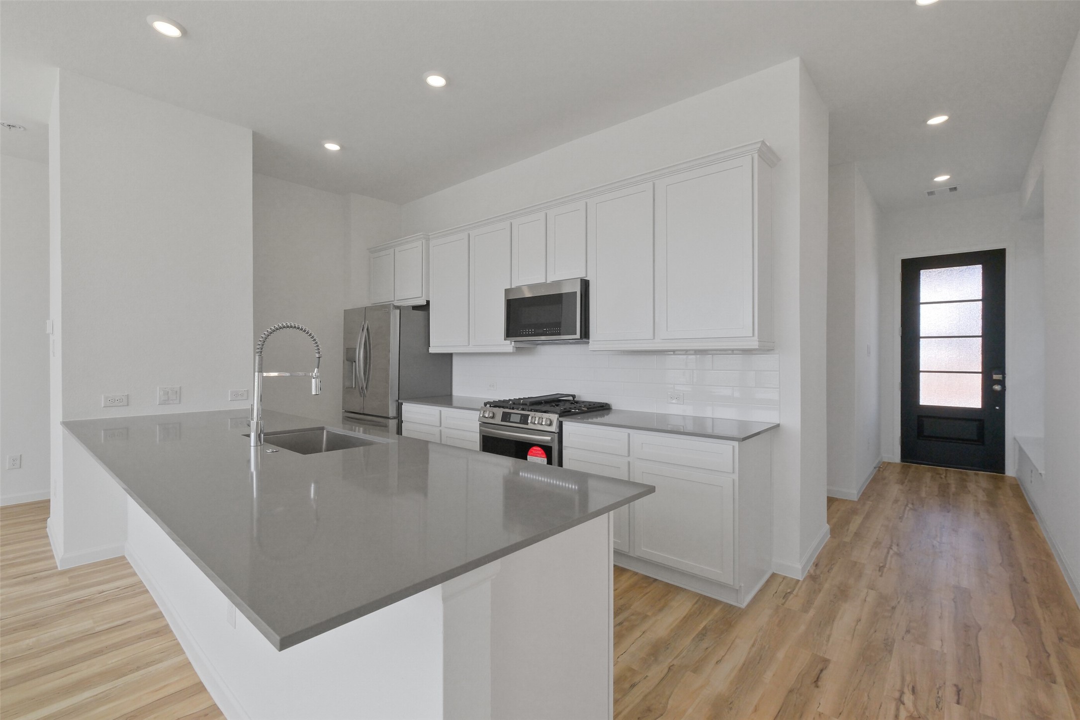 5562 Amber Brook Lane Property Photo 11