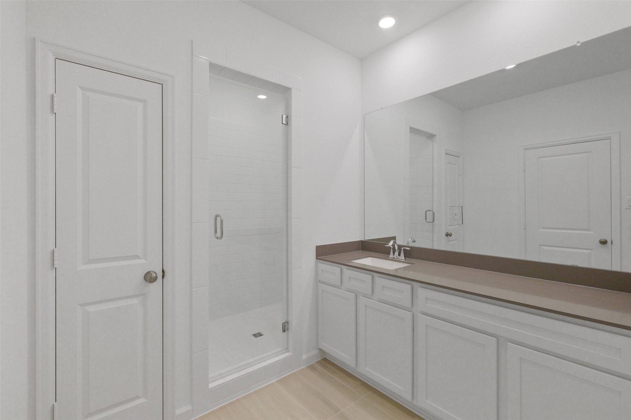 5562 Amber Brook Lane Property Photo 16