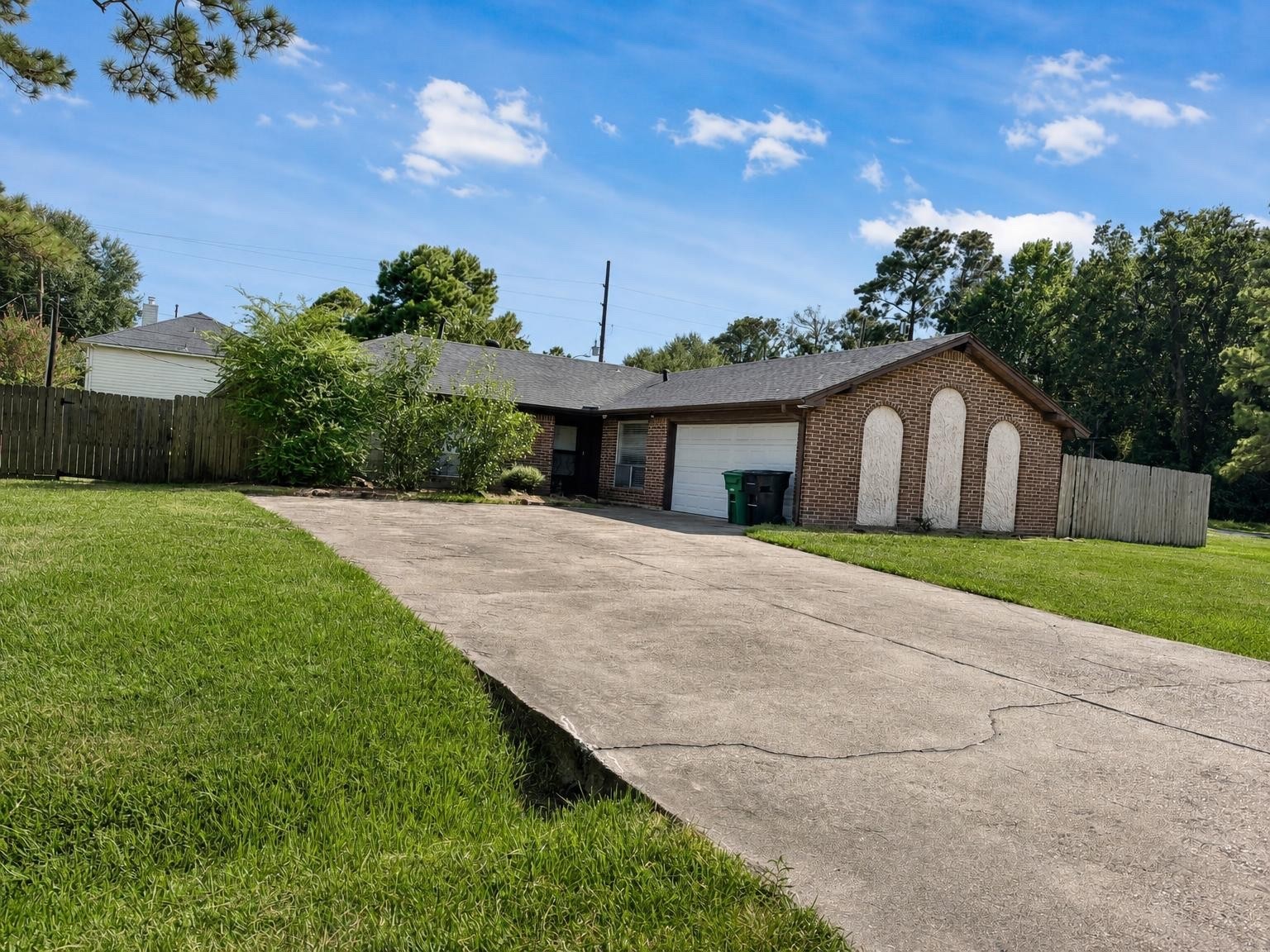 1747 Burning Tree Road Property Photo 1