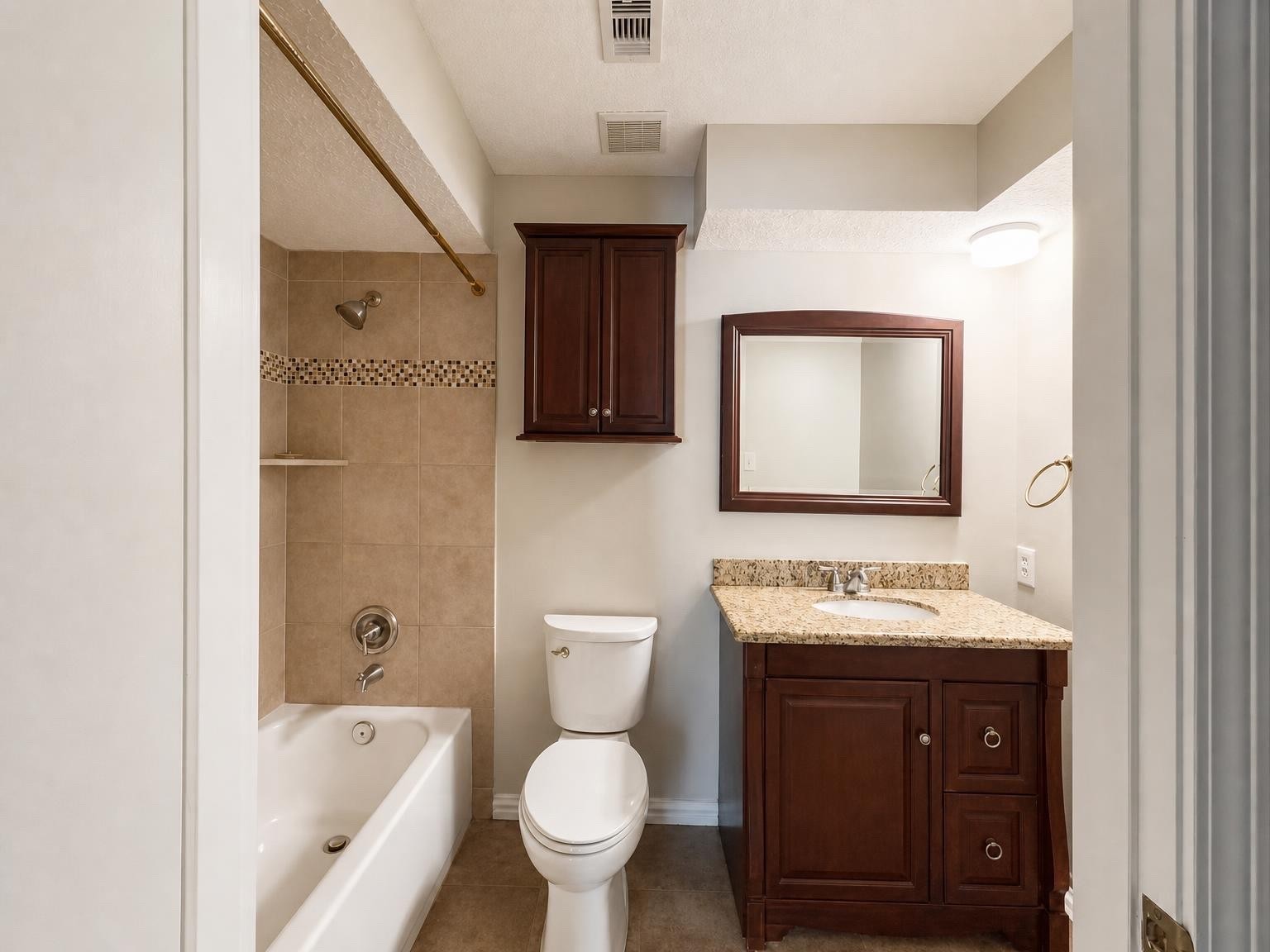 1747 Burning Tree Road Property Photo 10