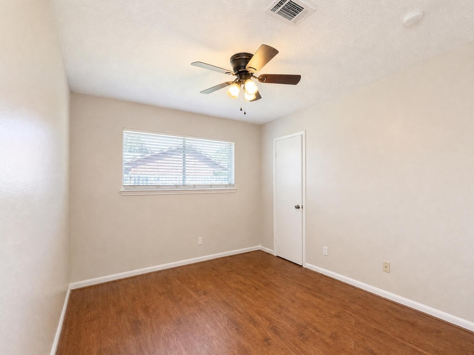 1747 Burning Tree Road Property Photo 11