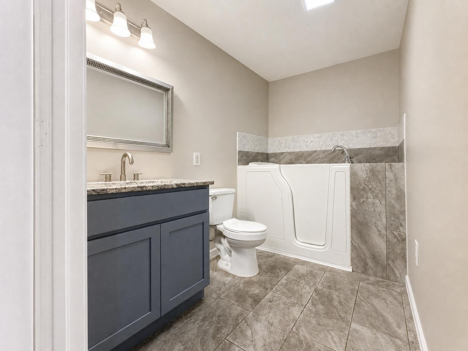 1747 Burning Tree Road Property Photo 22