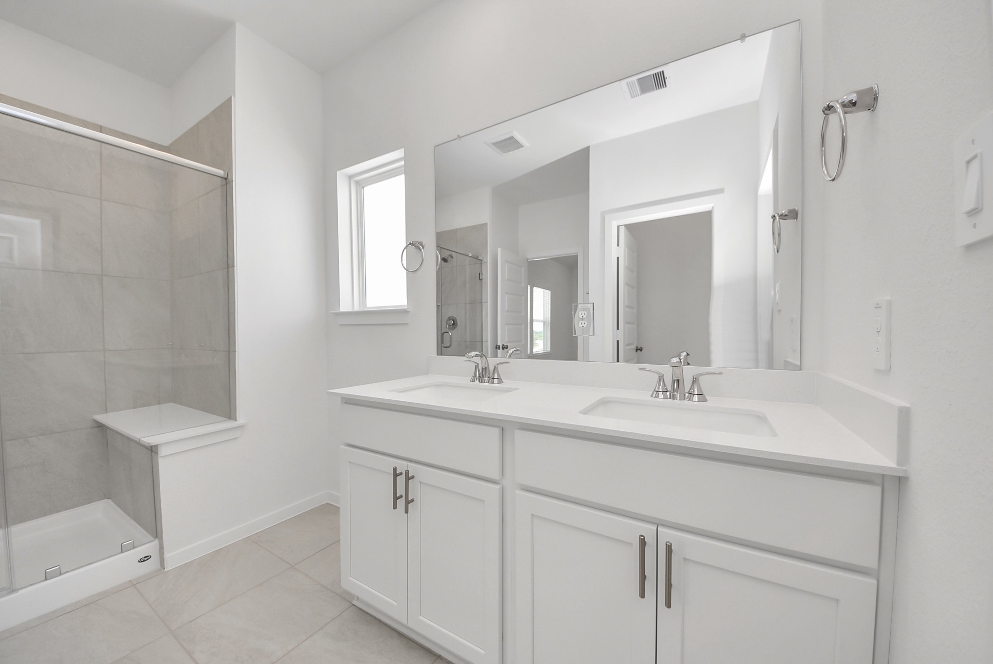 1043 Cedar Place Lane Property Photo 14