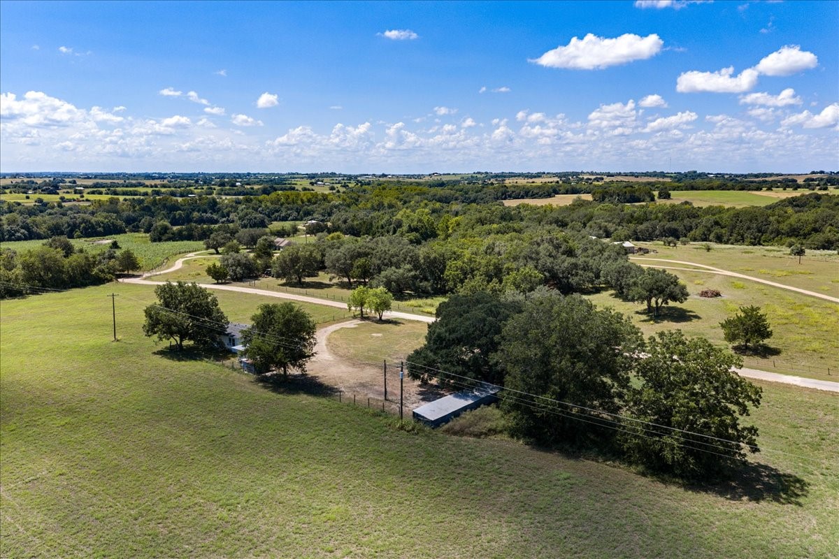 4852 Skull Creek Road Property Photo 2