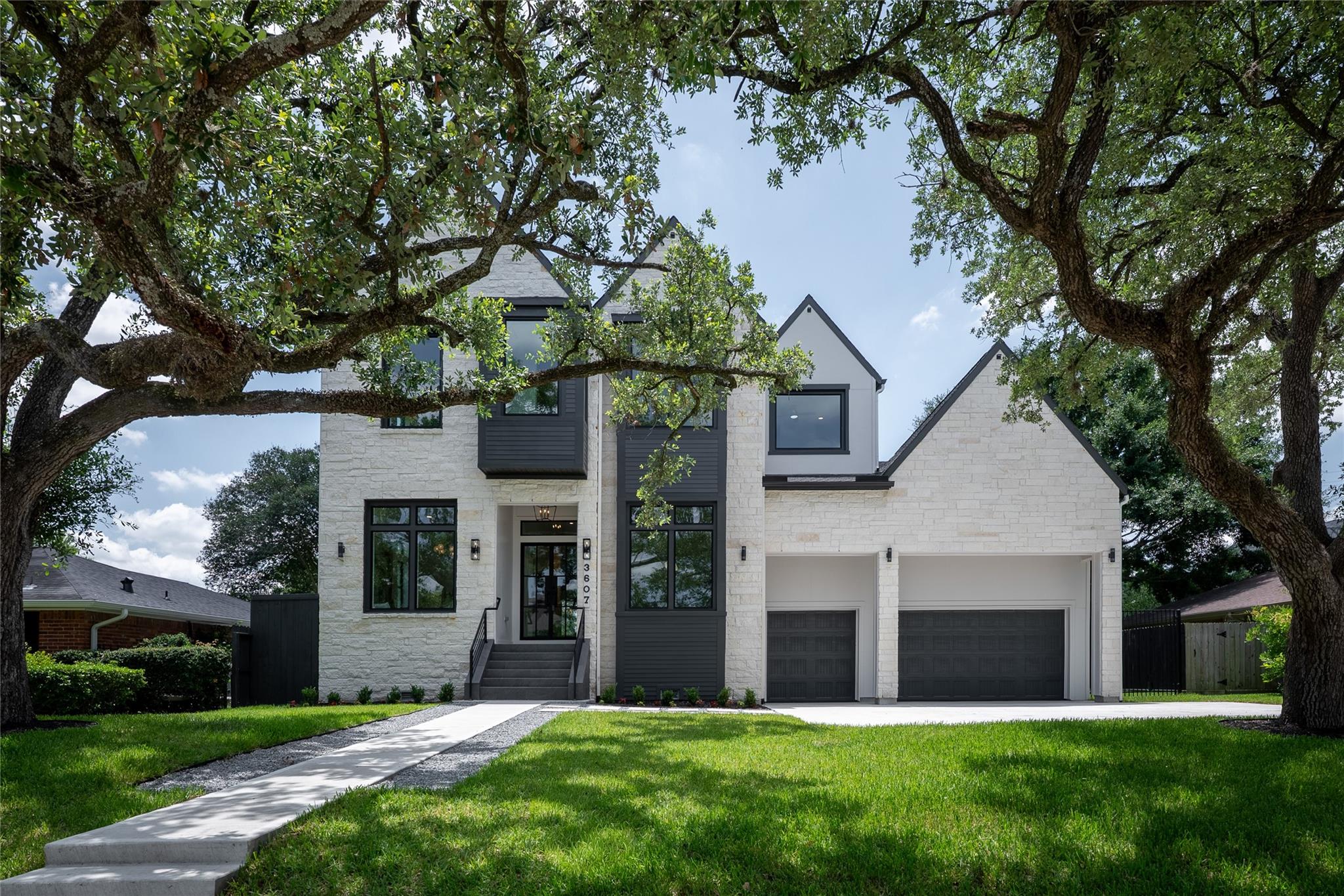 3607 Dumbarton Street, Houston Tx 77025 Property Photo 1