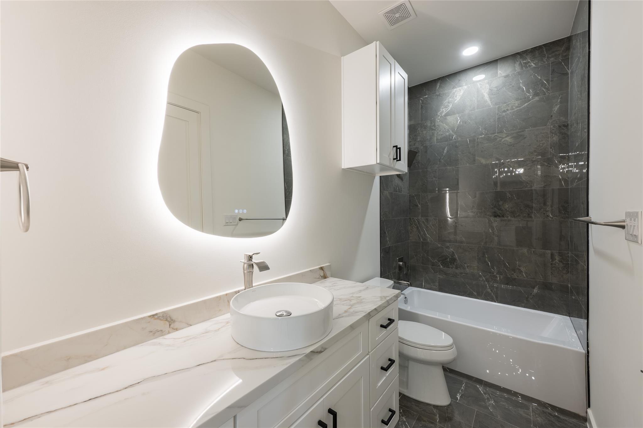 3607 Dumbarton Street Property Photo 25
