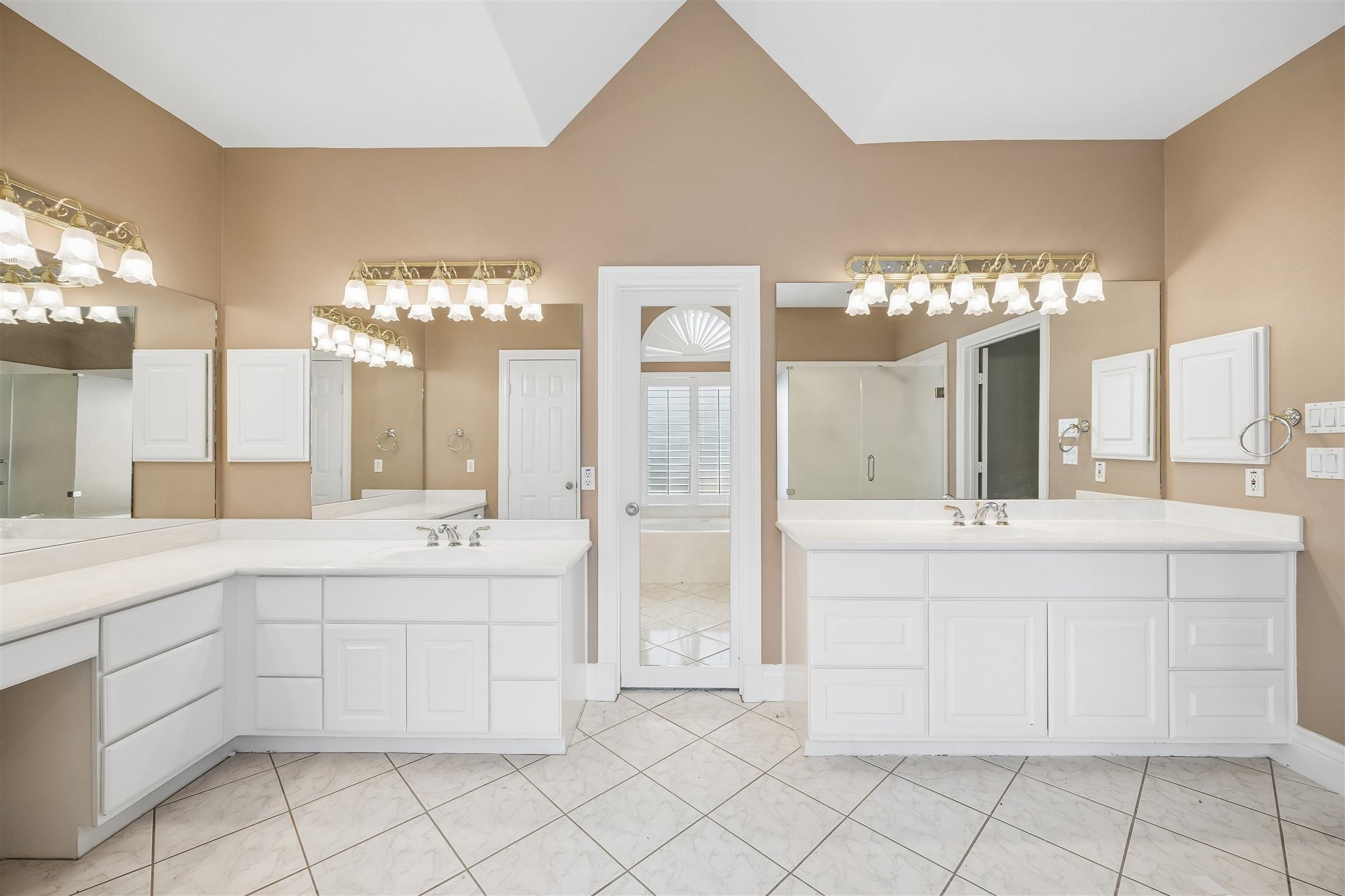6011 Katie Leigh Lane Property Photo 25