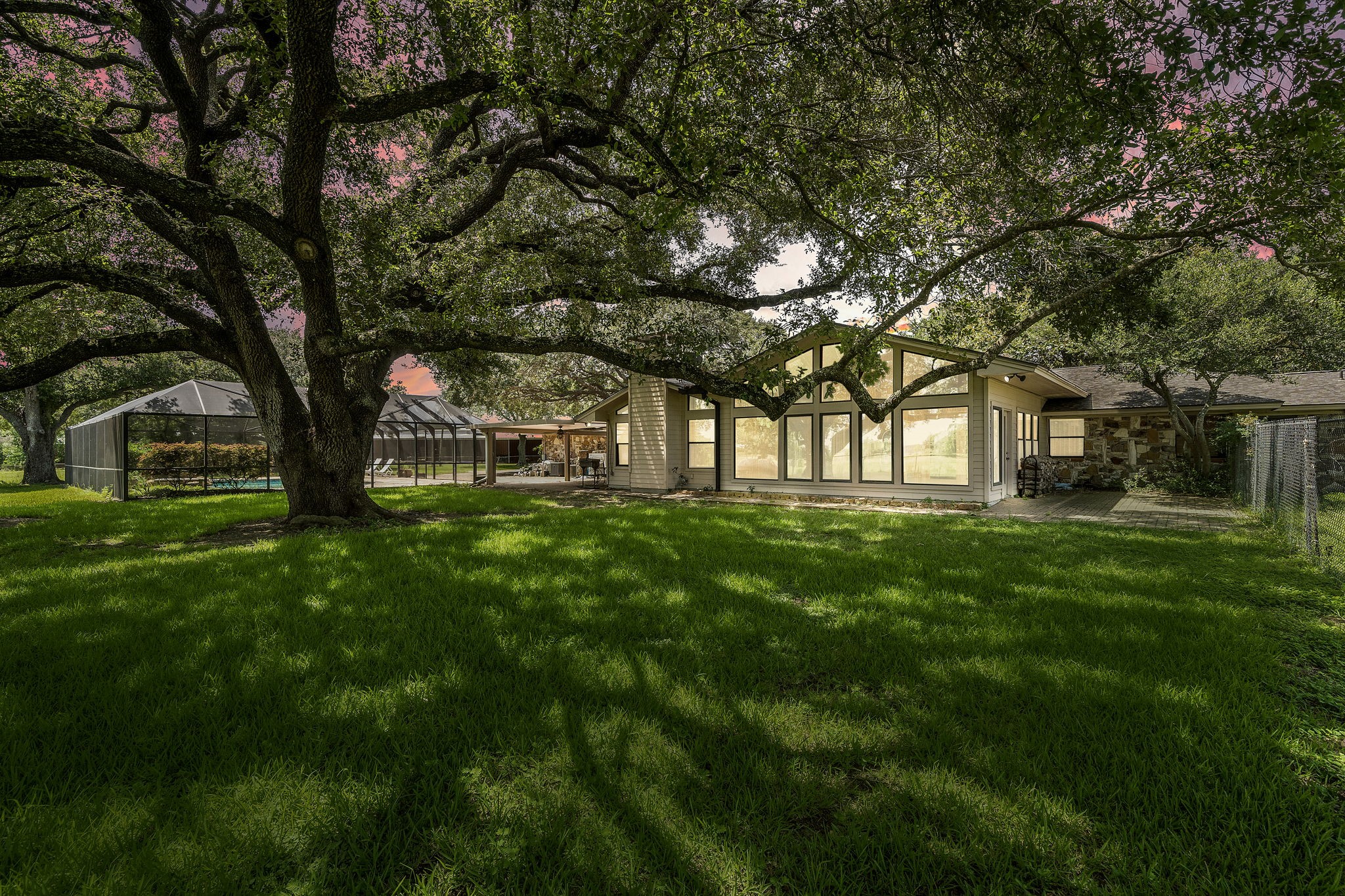 8506 Katy Hockley Road Property Photo 4