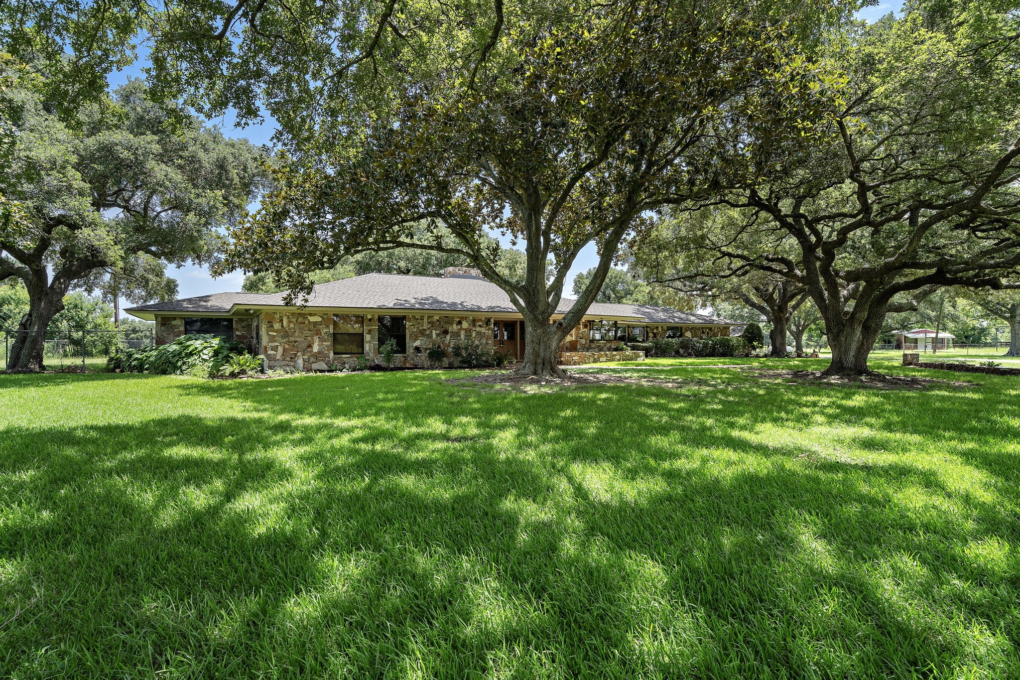 8506 Katy Hockley Road Property Photo 5
