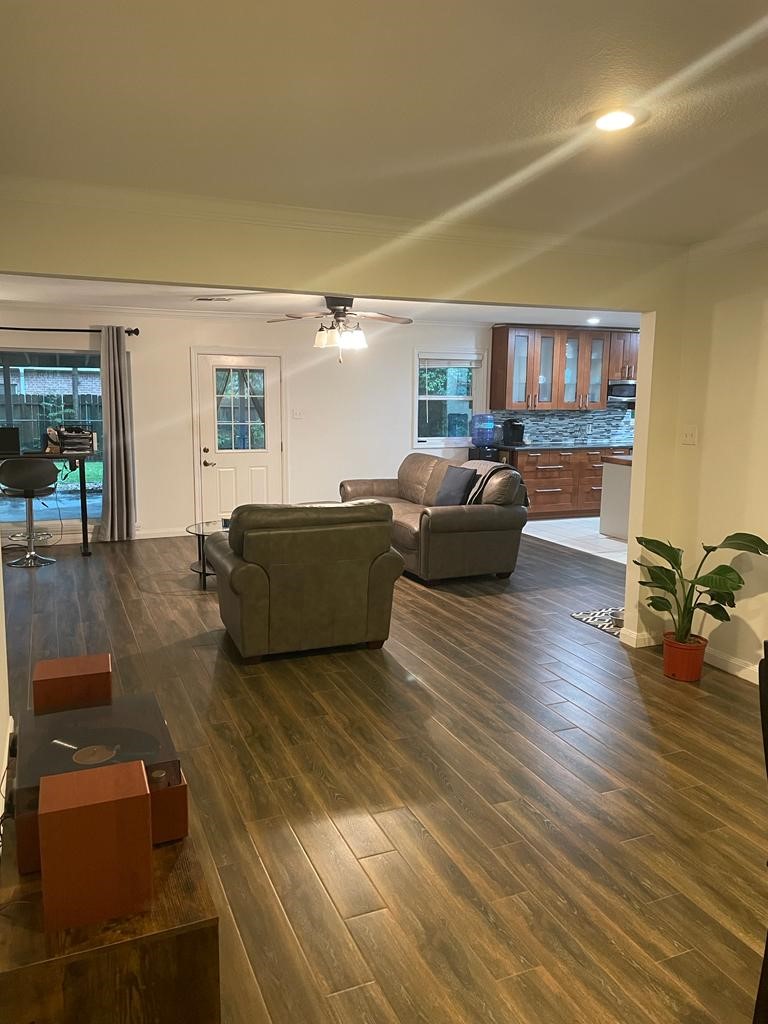 5711 Capello Drive Property Photo 3