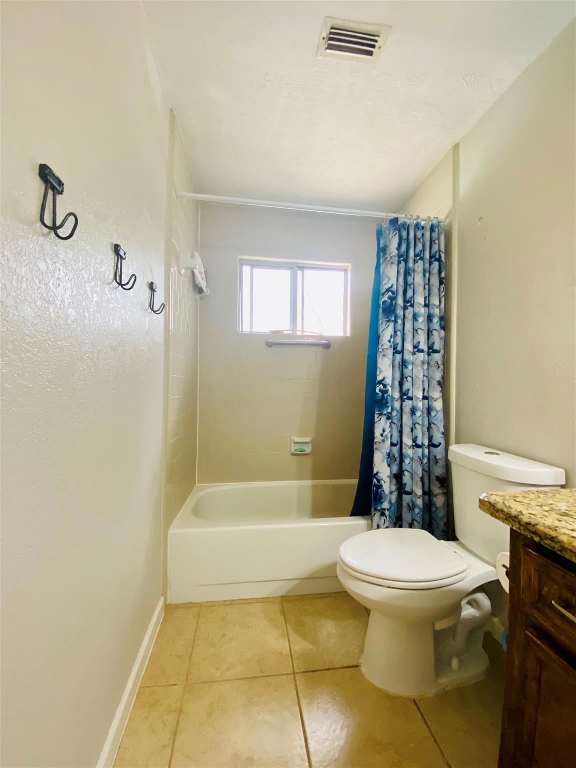 3211 Mourning Dove Drive Property Photo 7