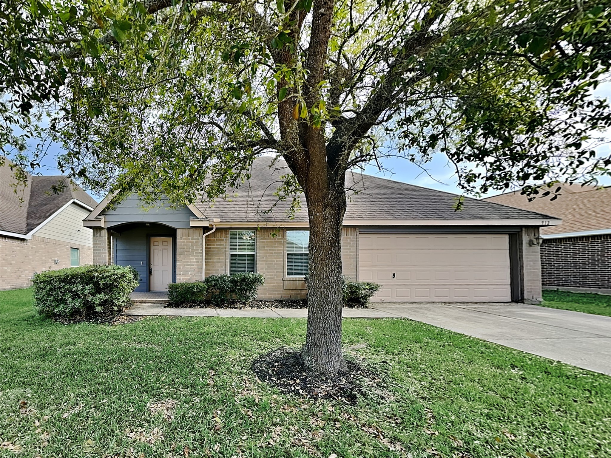 912 Curry Street Property Photo