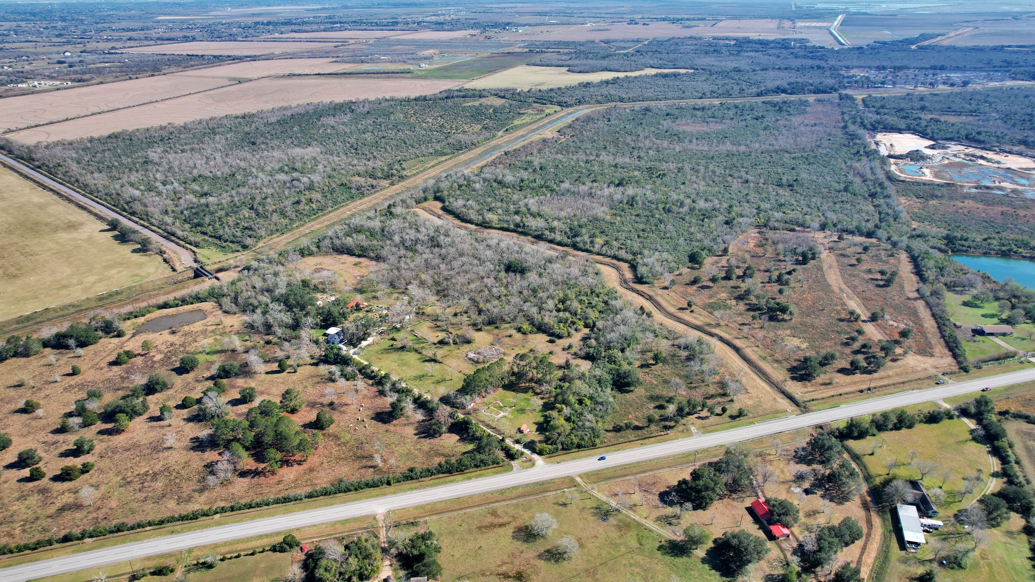 10 Fm 2403 Property Photo 6