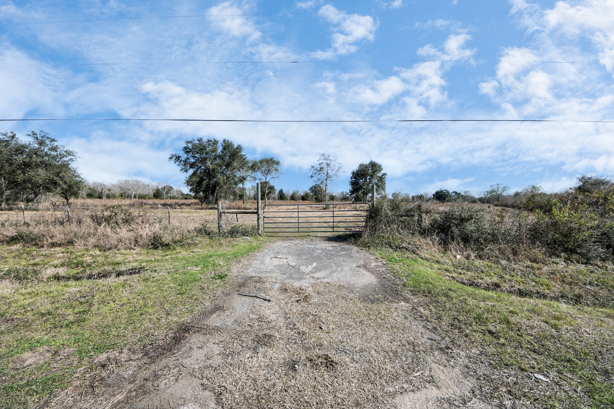 10 Fm 2403 Property Photo 40