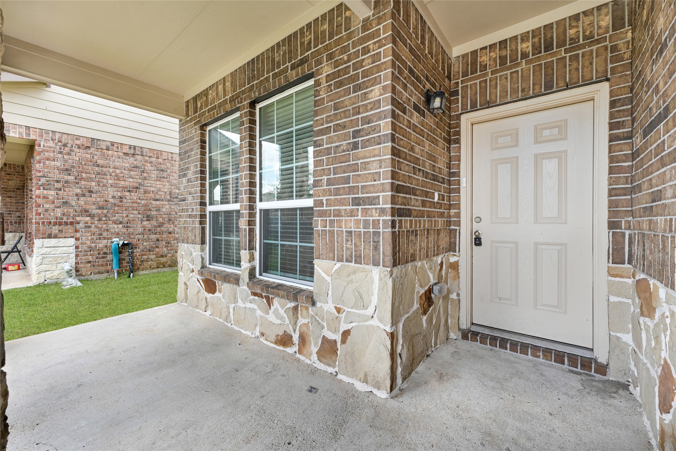 24931 Pavarotti Place Property Photo 3