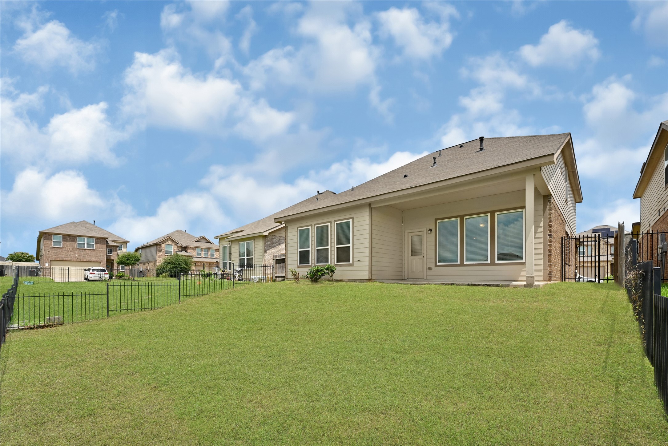 24931 Pavarotti Place Property Photo 24