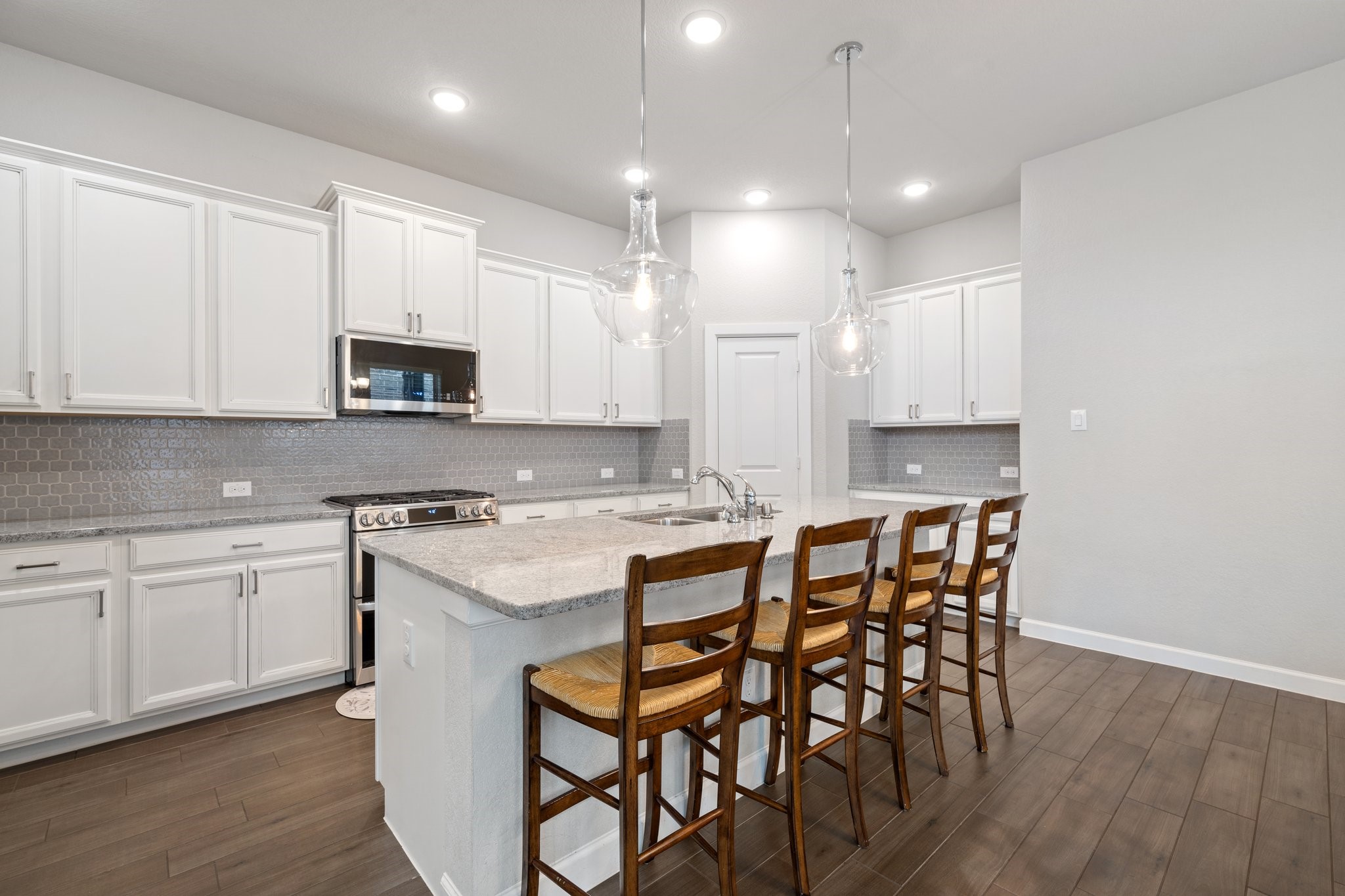27022 Brighton Valley Way Property Photo 4