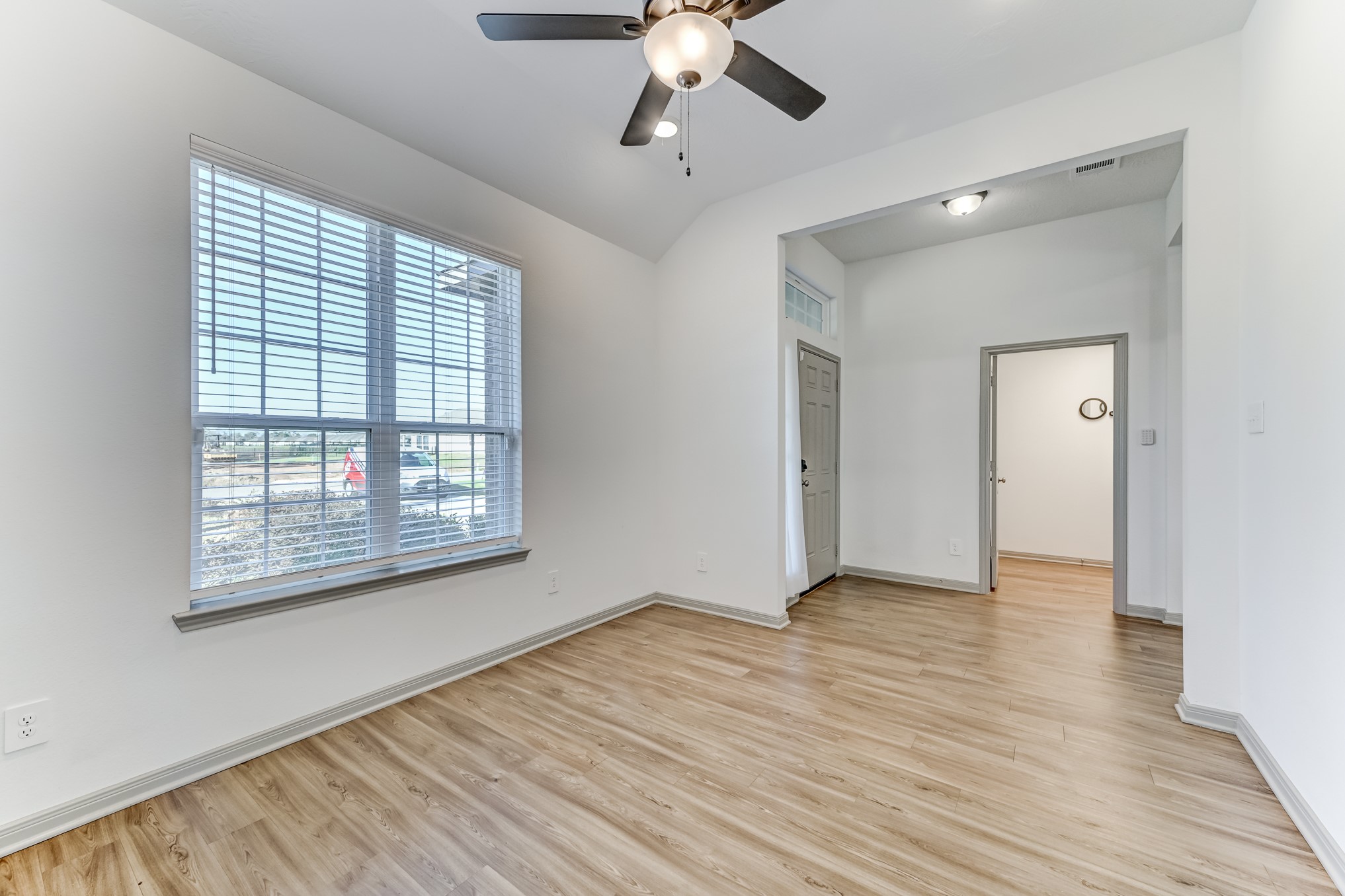 204 Shoreview Drive Property Photo 10