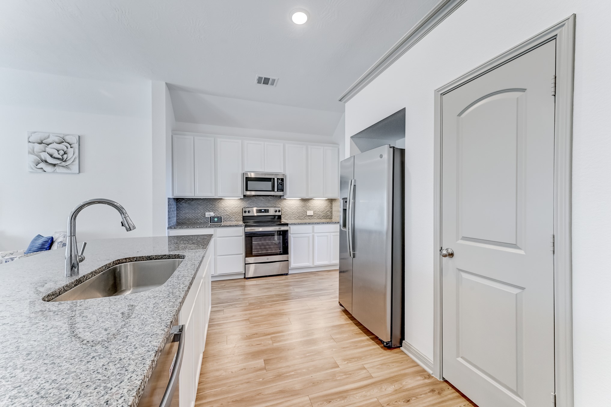 204 Shoreview Drive Property Photo 16