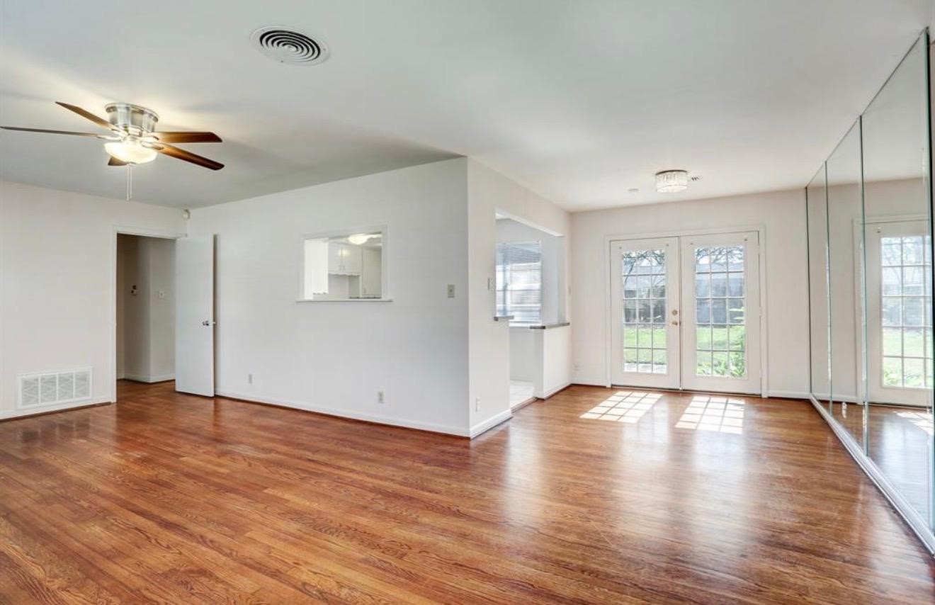 5615 Arboles Drive Property Photo 3
