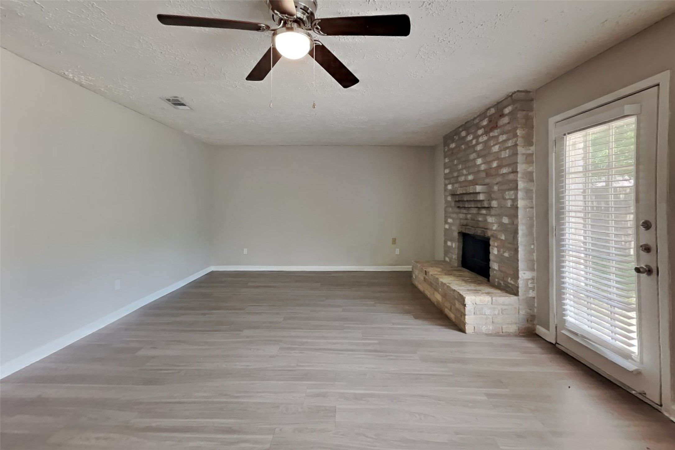 14227 Bella Drive Property Photo 3