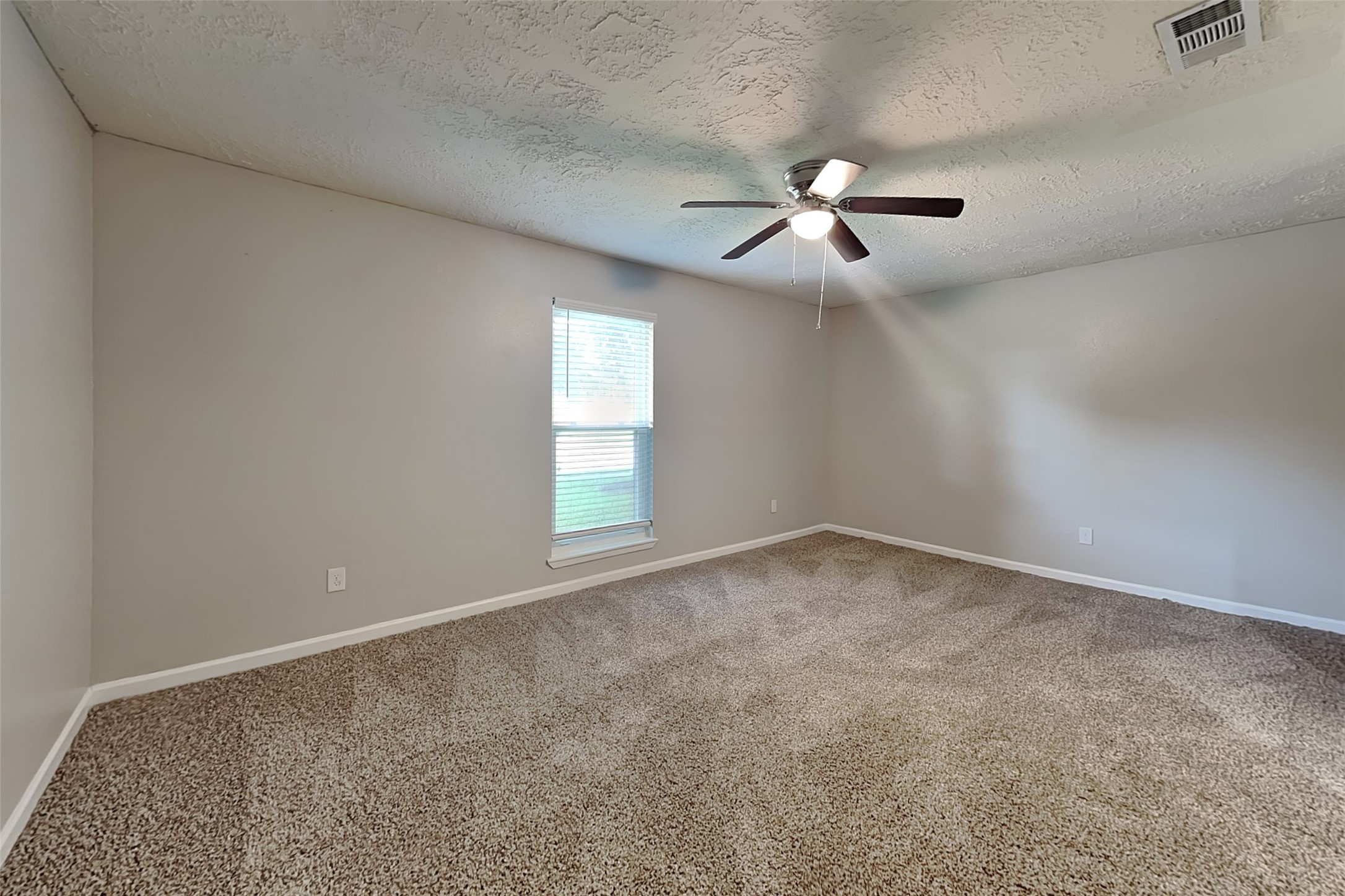 14227 Bella Drive Property Photo 9