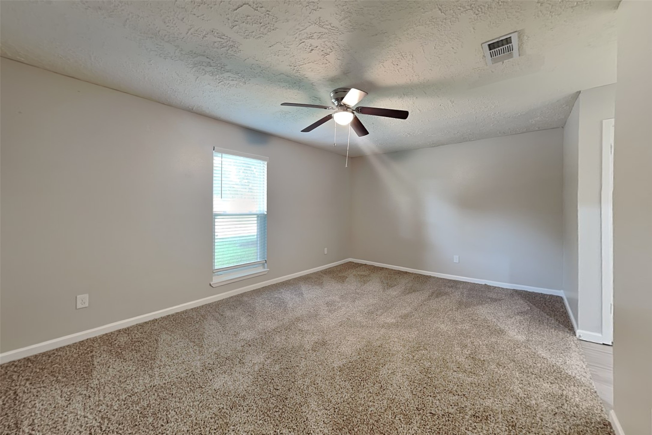 14227 Bella Drive Property Photo 10