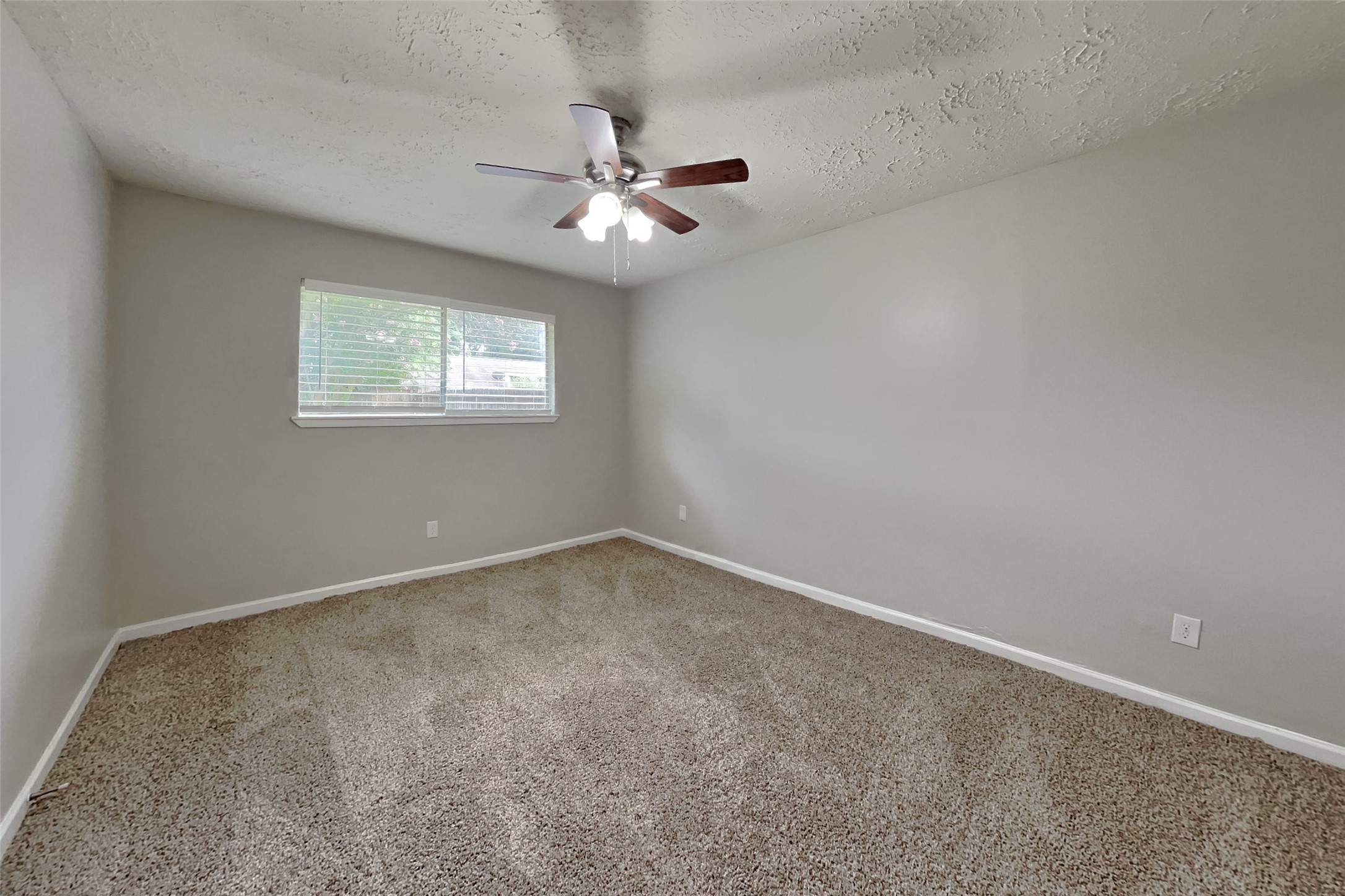 14227 Bella Drive Property Photo 14