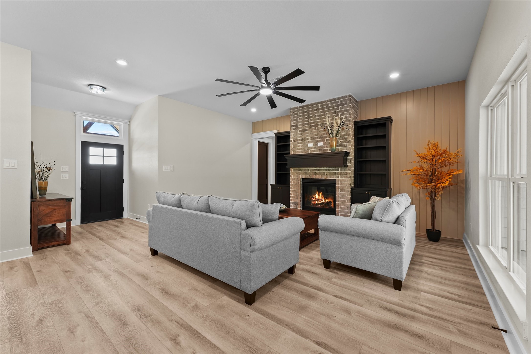 1096 Allie Lane Property Photo 5