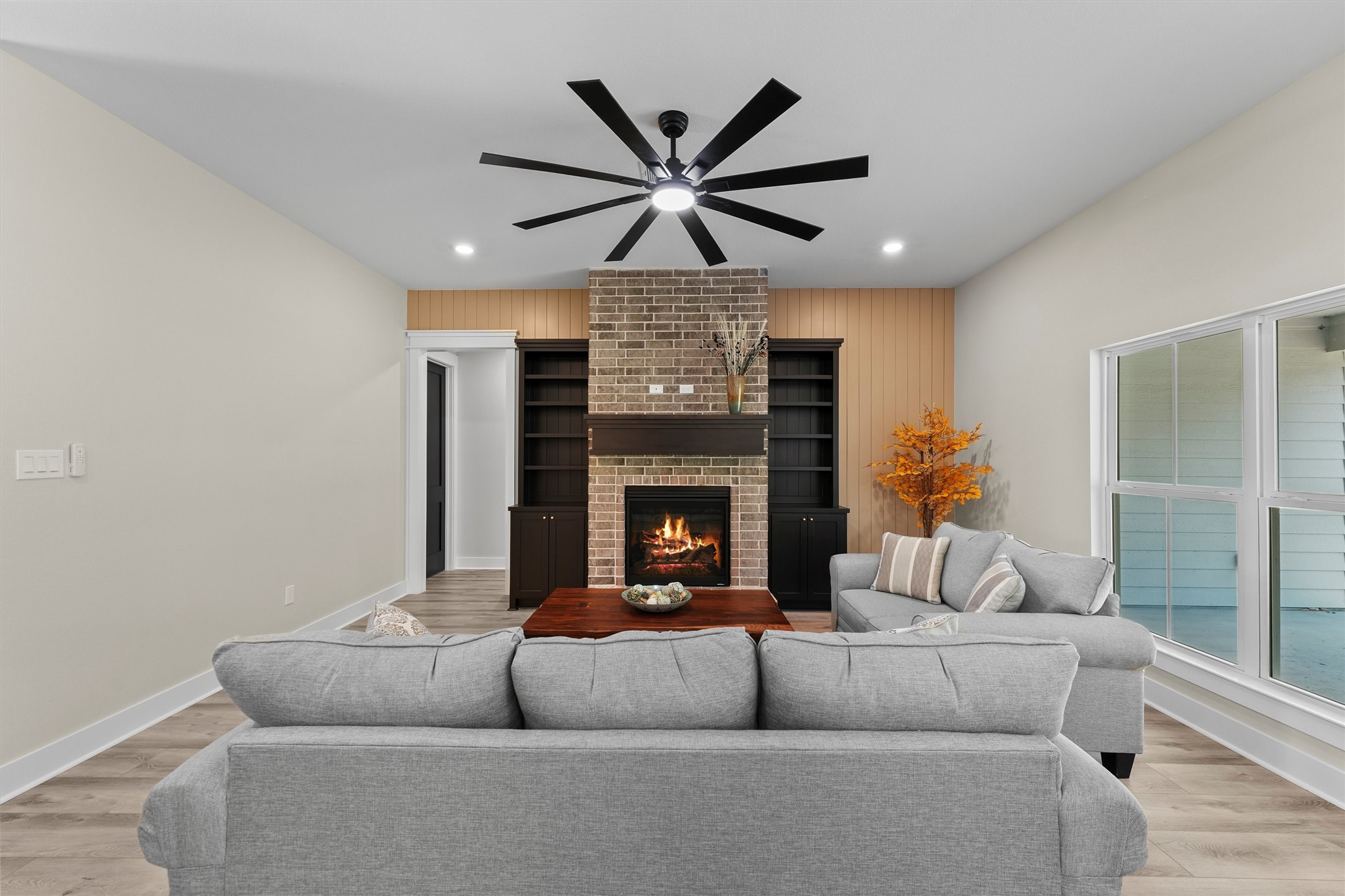 1096 Allie Lane Property Photo 7