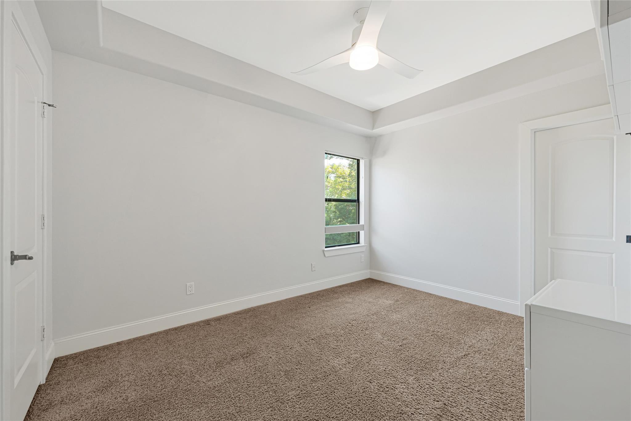 2110 Winbern Street Property Photo 24