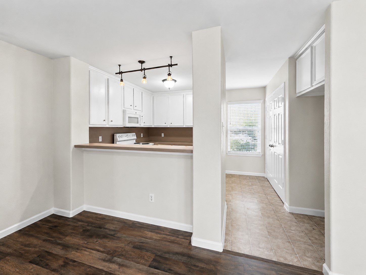 175 Binnacle Court B Property Photo 14