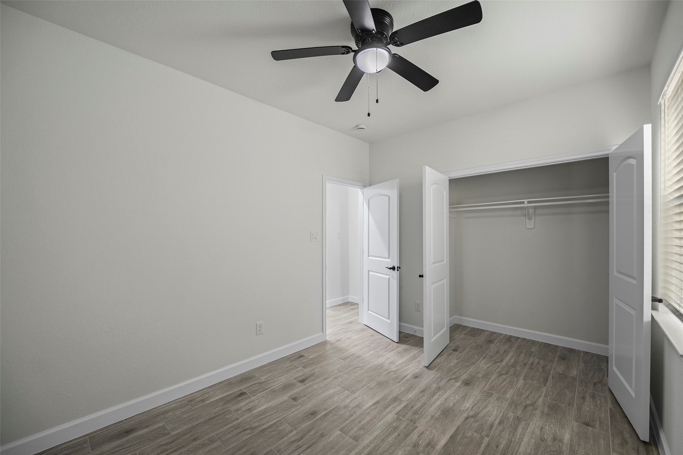 1078 Saint Clair Street A Property Photo 23