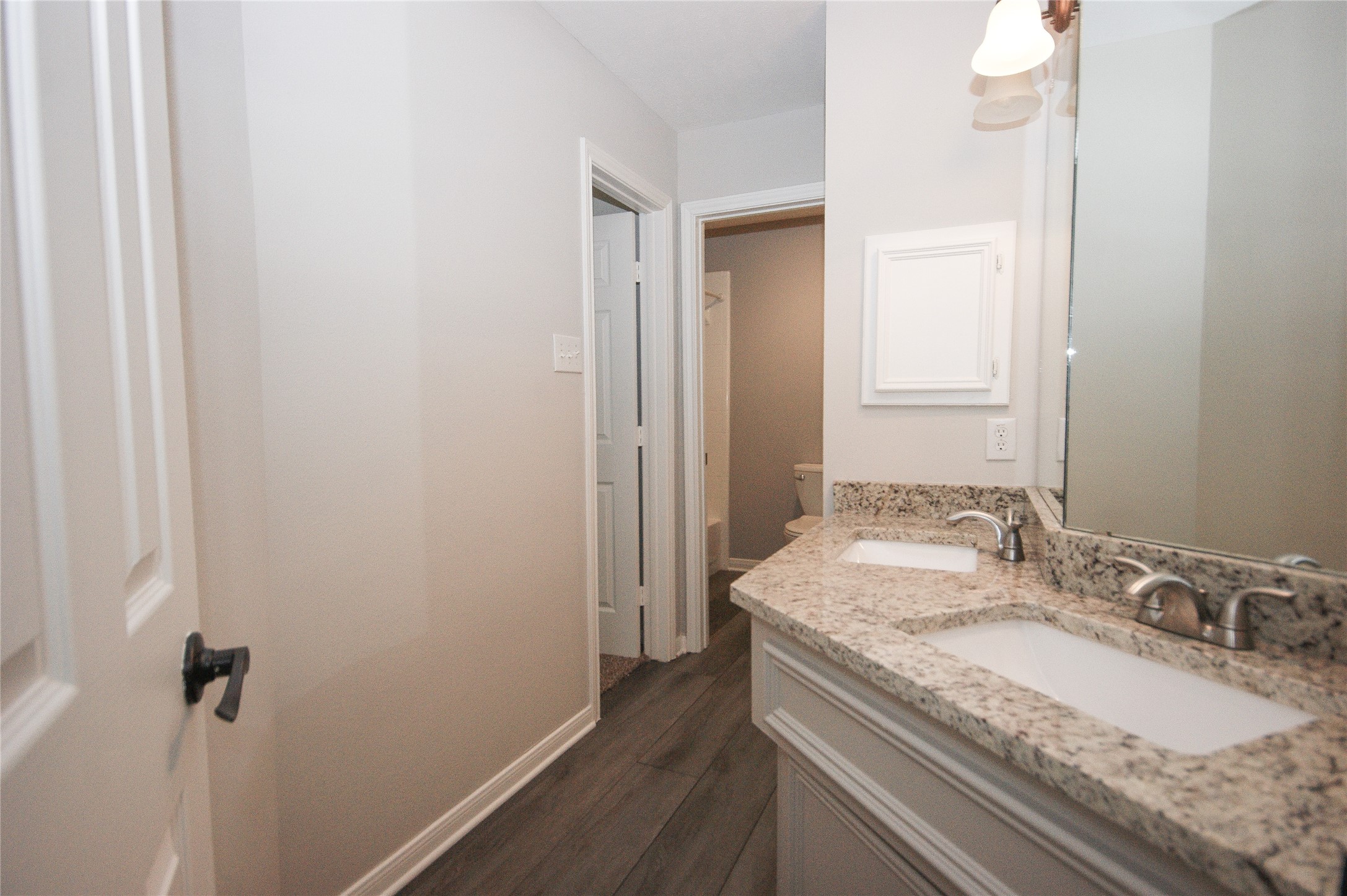 2905 Autumn Creek Drive Property Photo 17