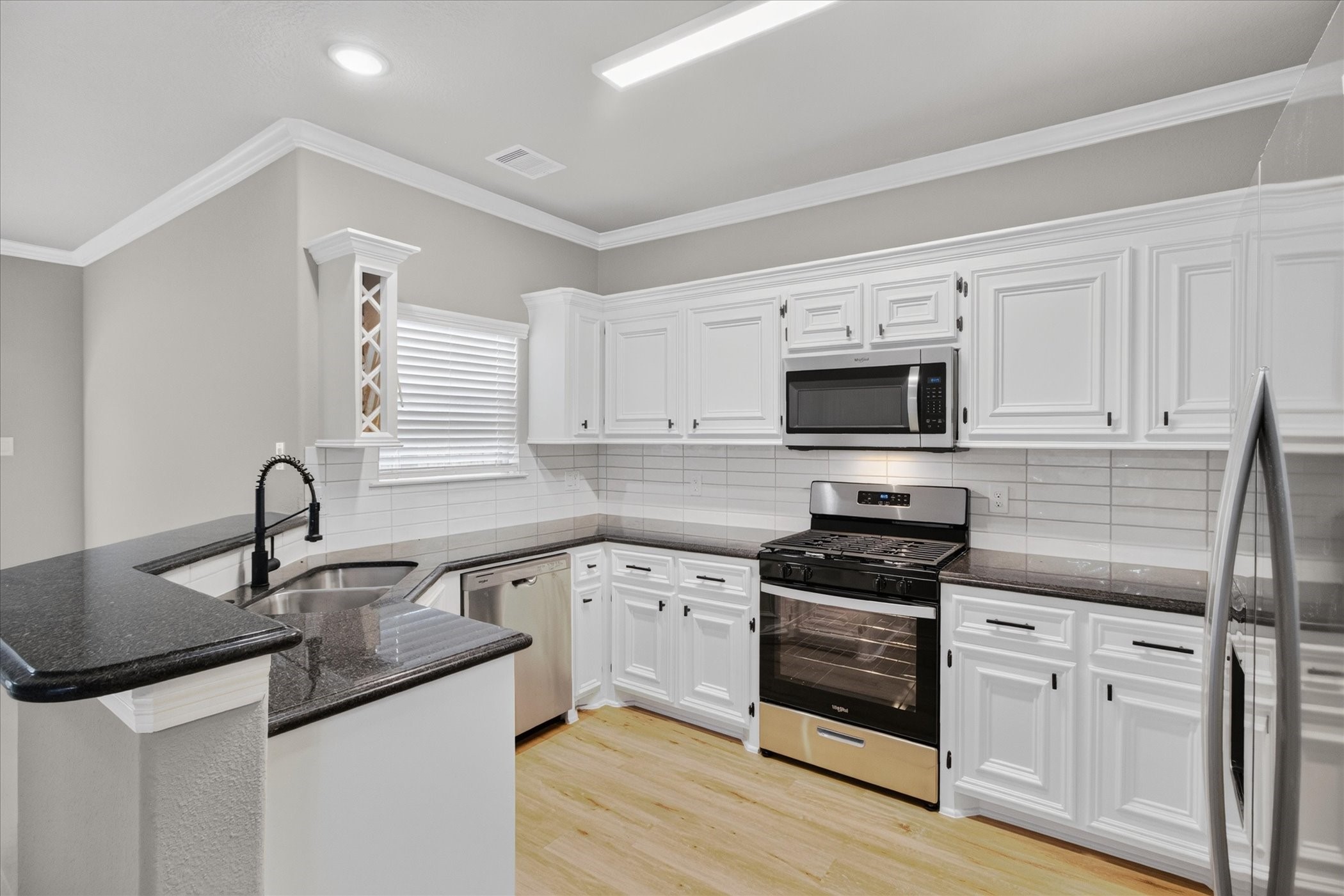 3323 Dennis Street A Property Photo 6