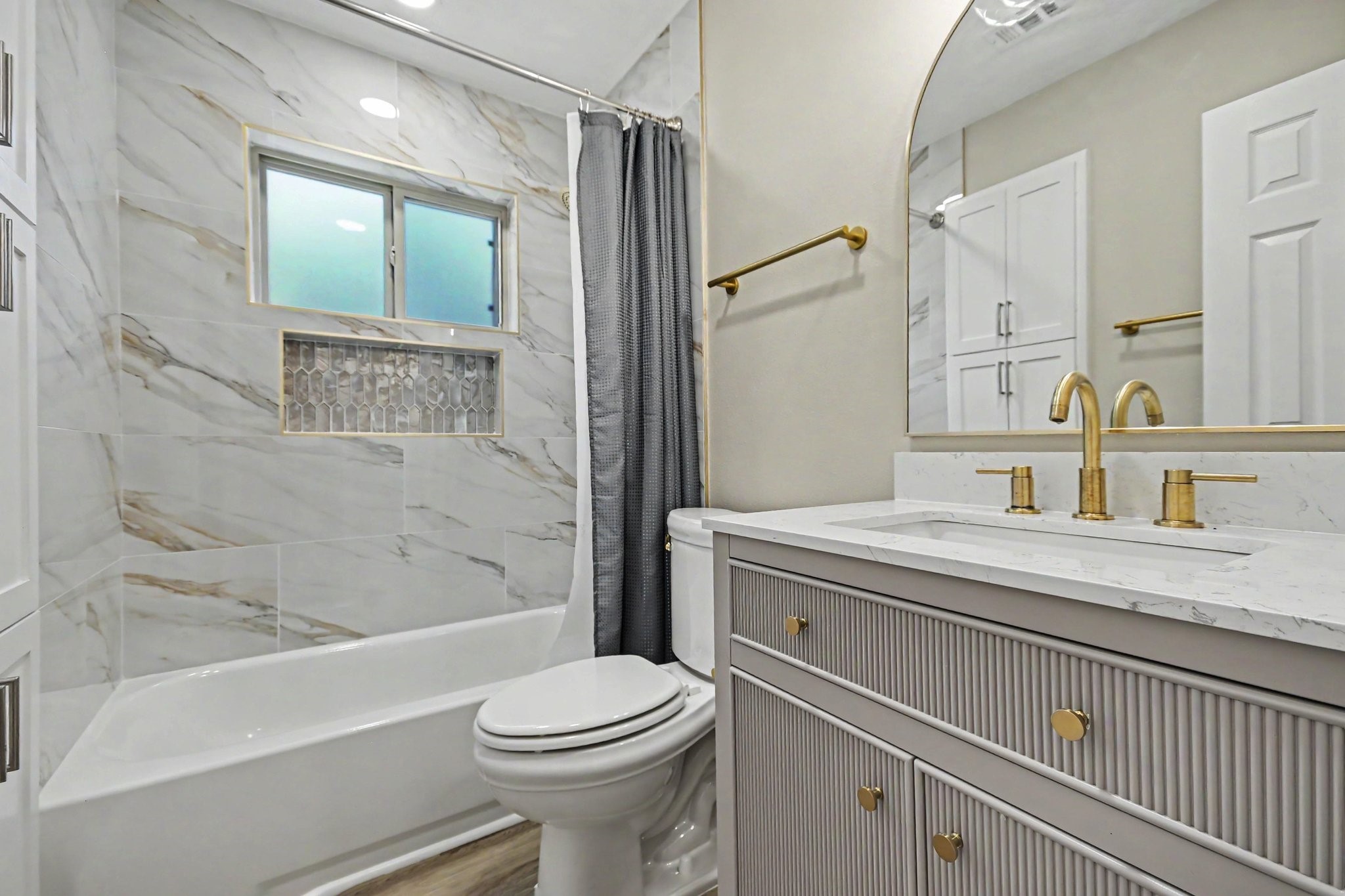1705 E Baker Road Property Photo 29
