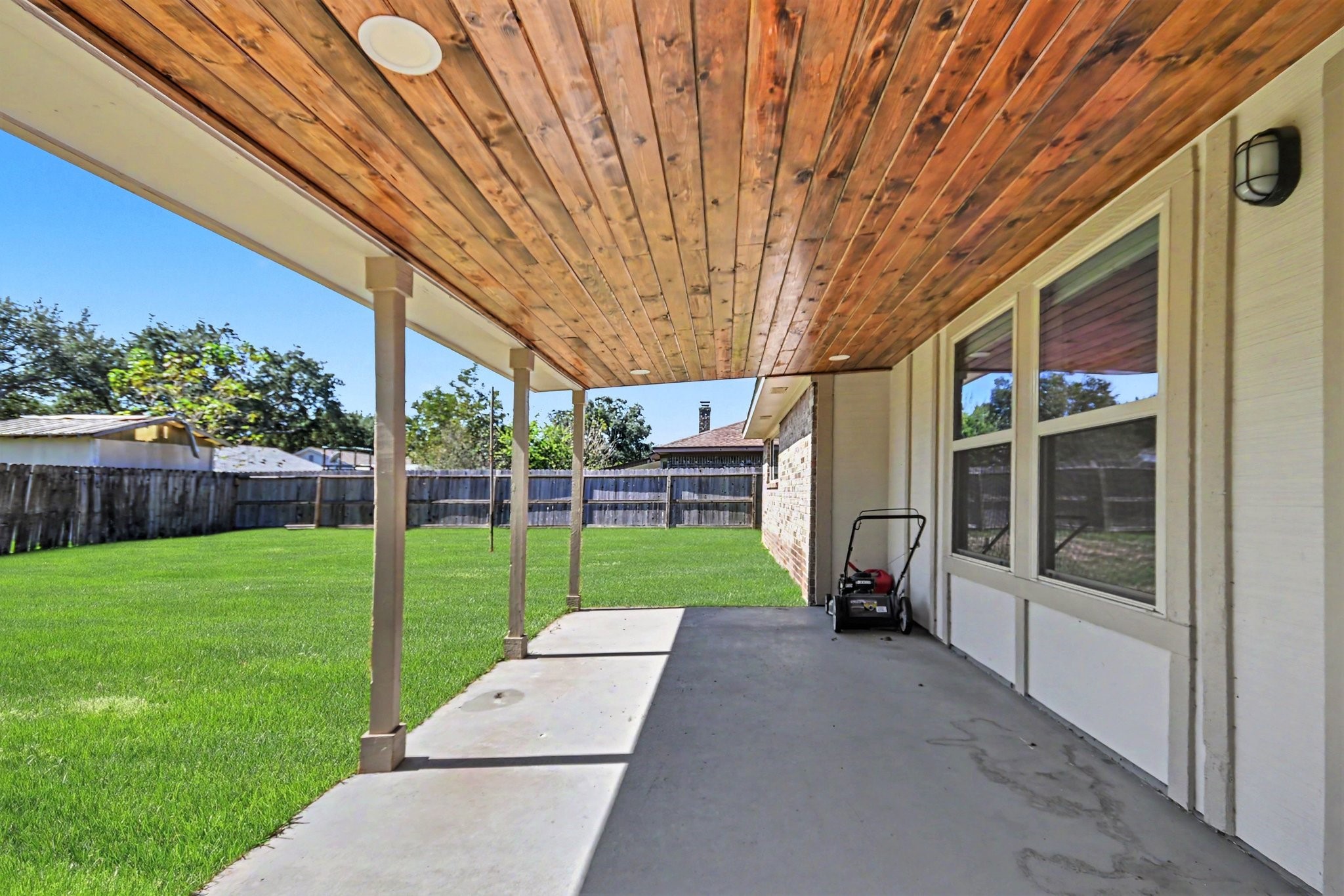 1705 E Baker Road Property Photo 32