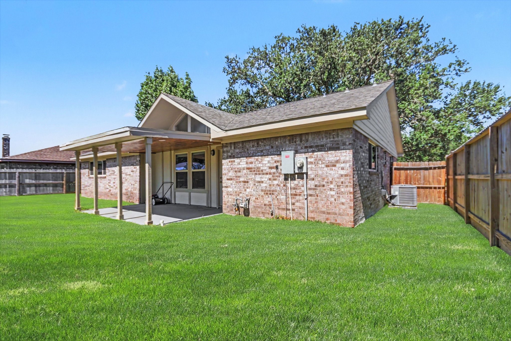 1705 E Baker Road Property Photo 34