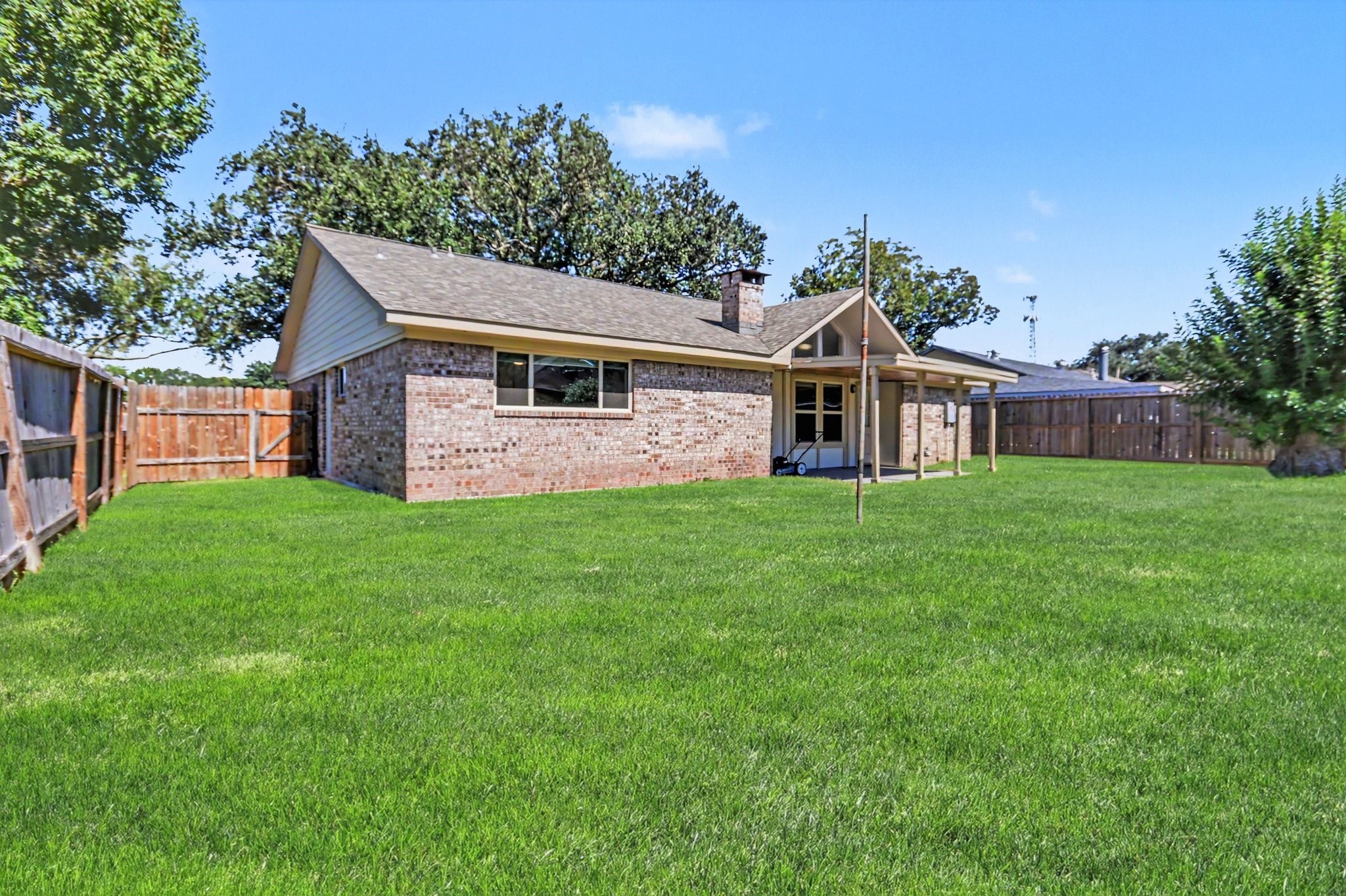 1705 E Baker Road Property Photo 35