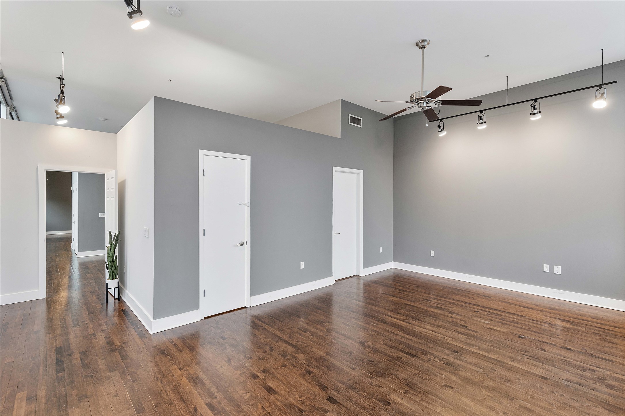 1312 Live Oak Street 215 Property Photo 11