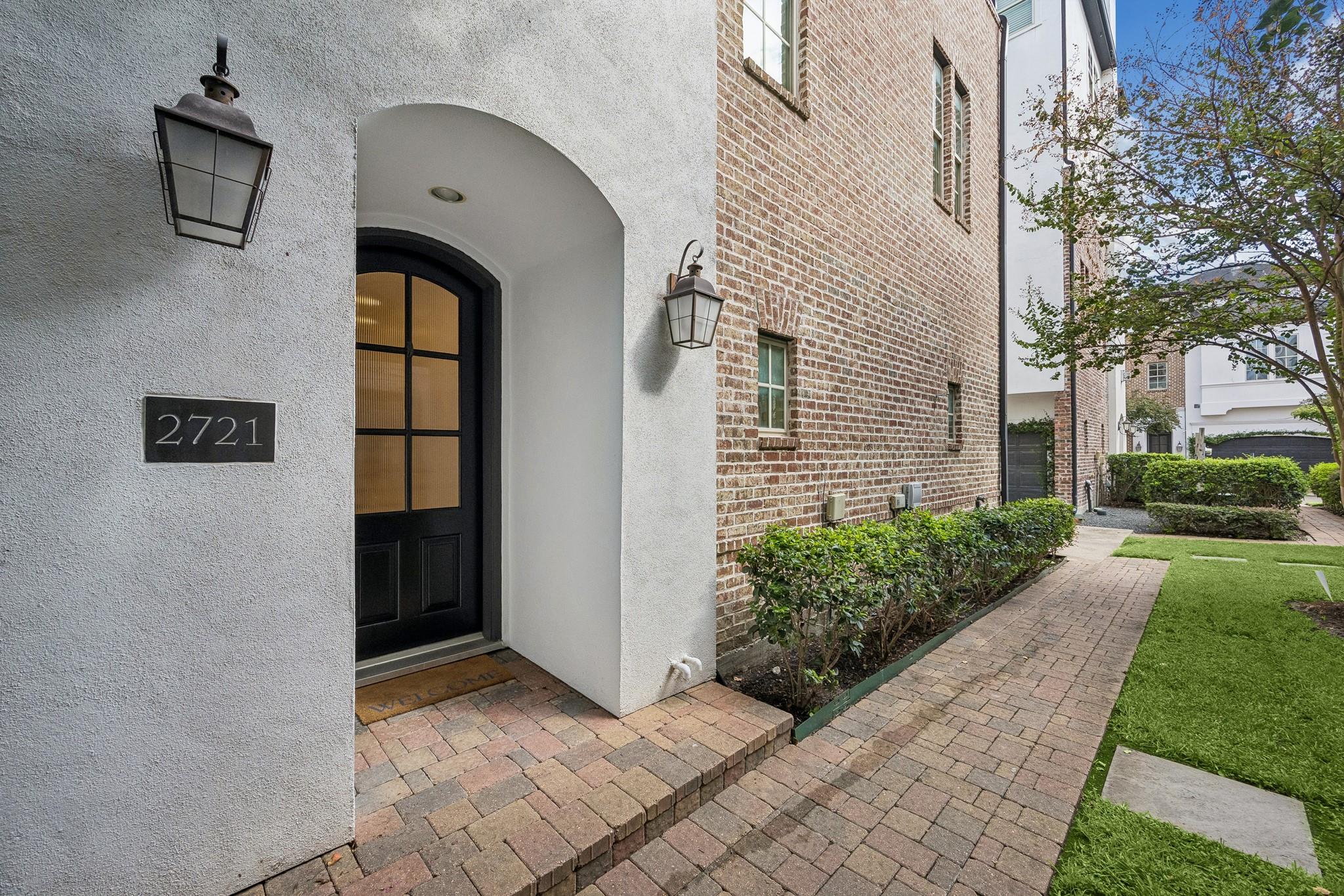 2721 Cohn Street, Houston Tx 77007 Property Photo 1