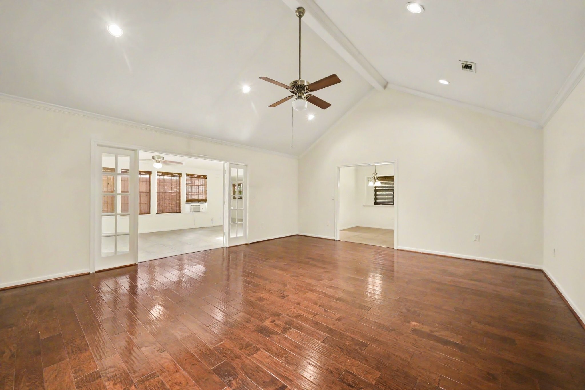 26222 Oakhurst Drive Property Photo 18