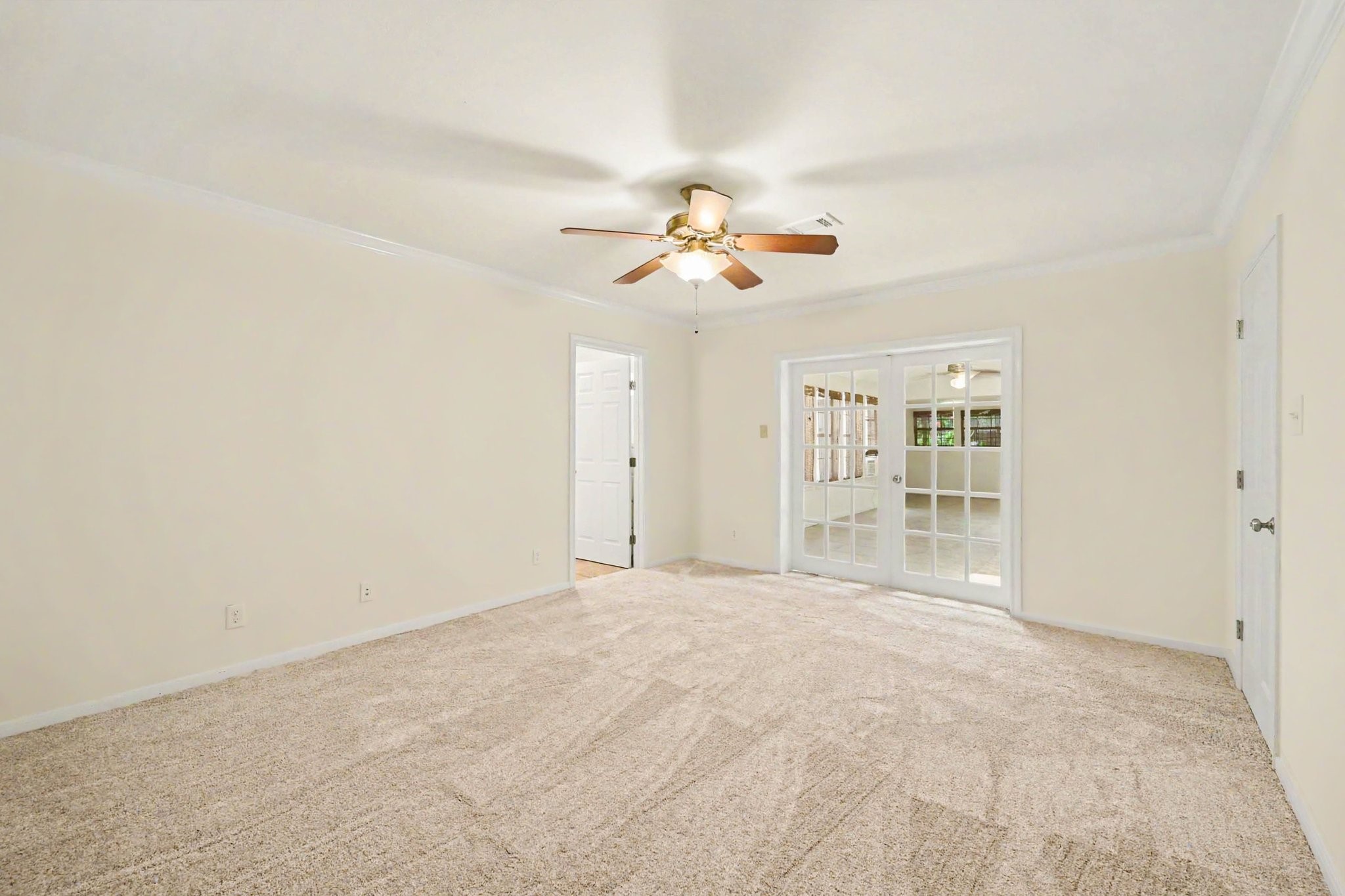 26222 Oakhurst Drive Property Photo 26