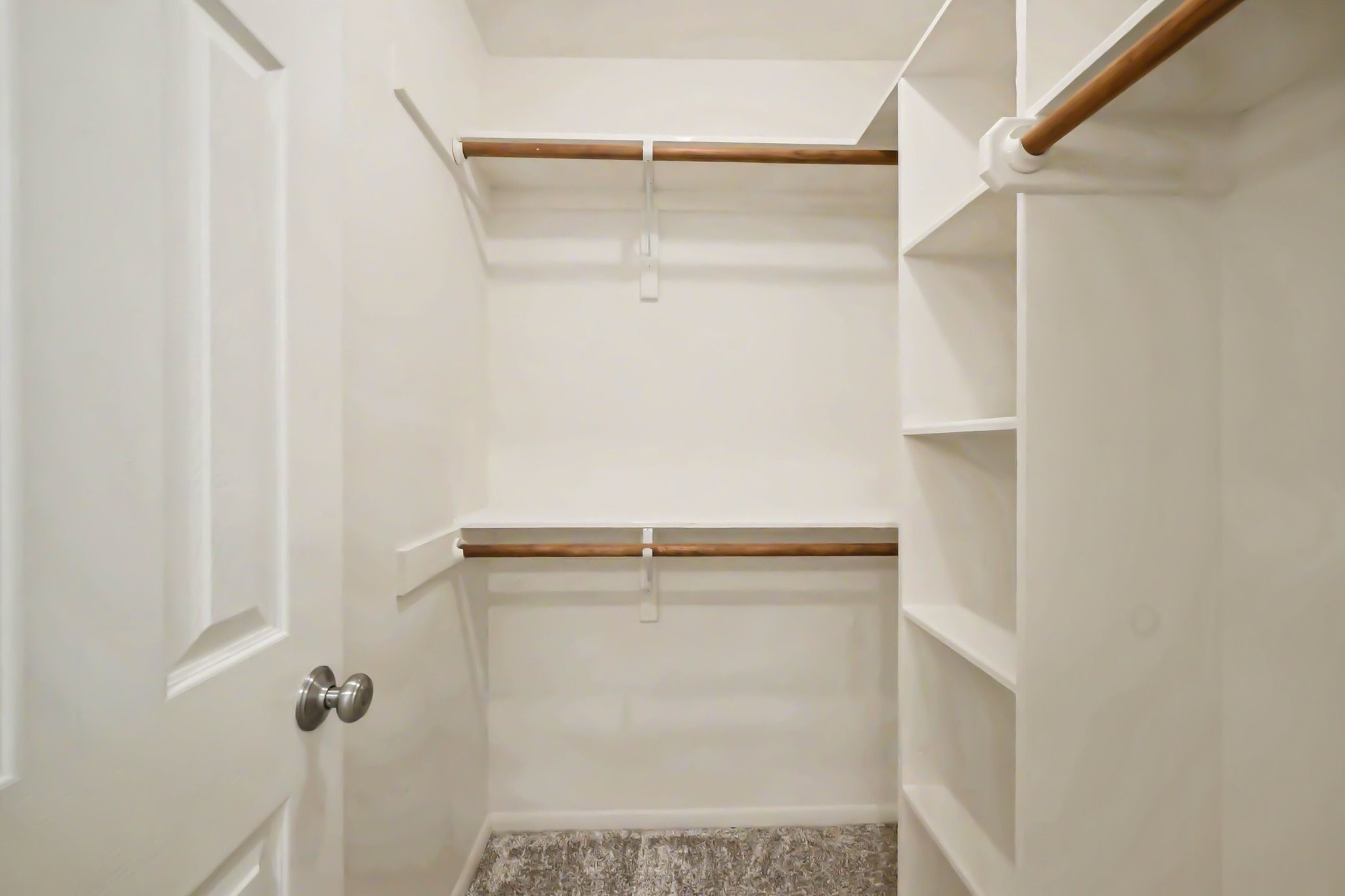 26222 Oakhurst Drive Property Photo 33