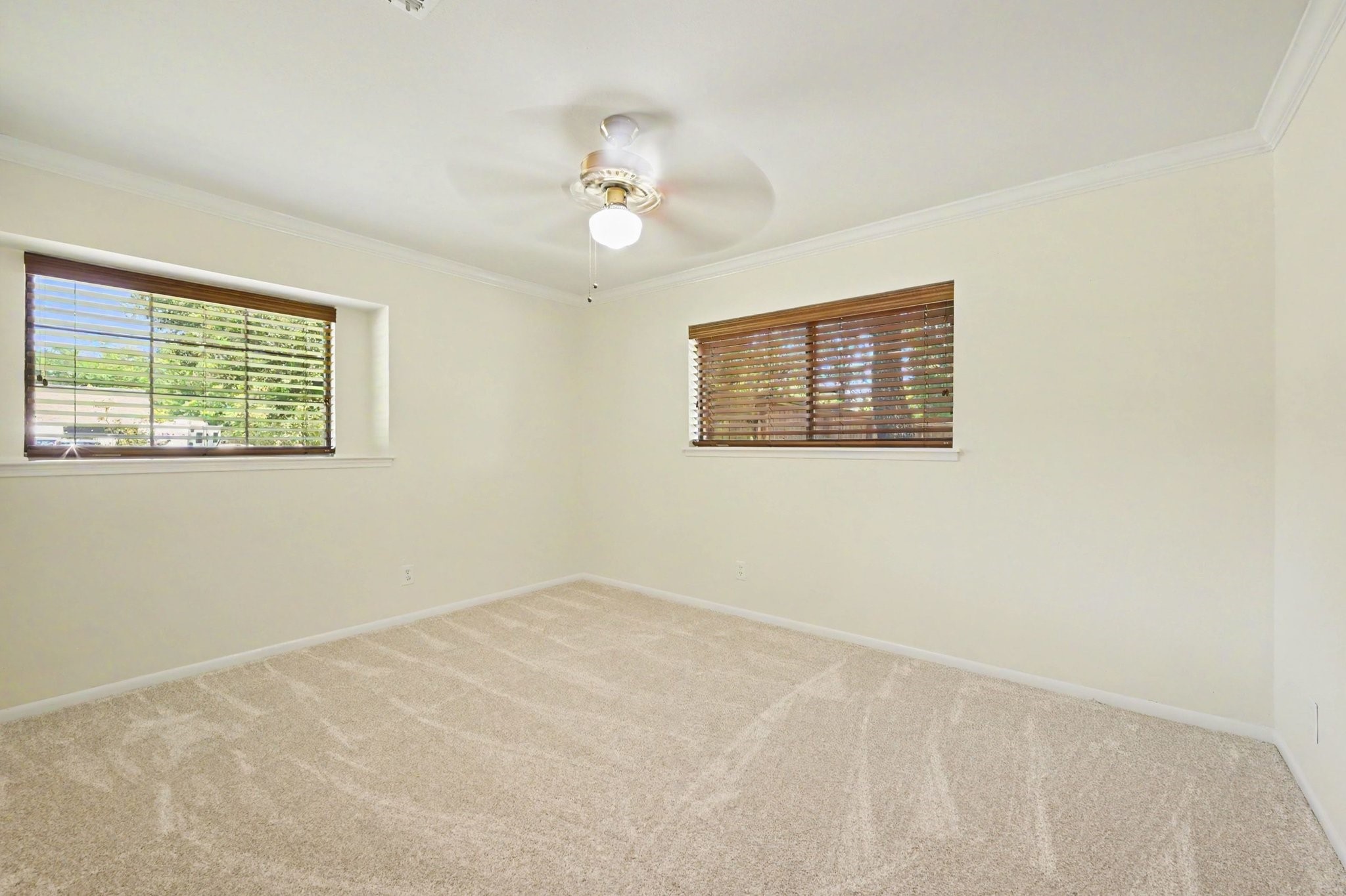 26222 Oakhurst Drive Property Photo 38