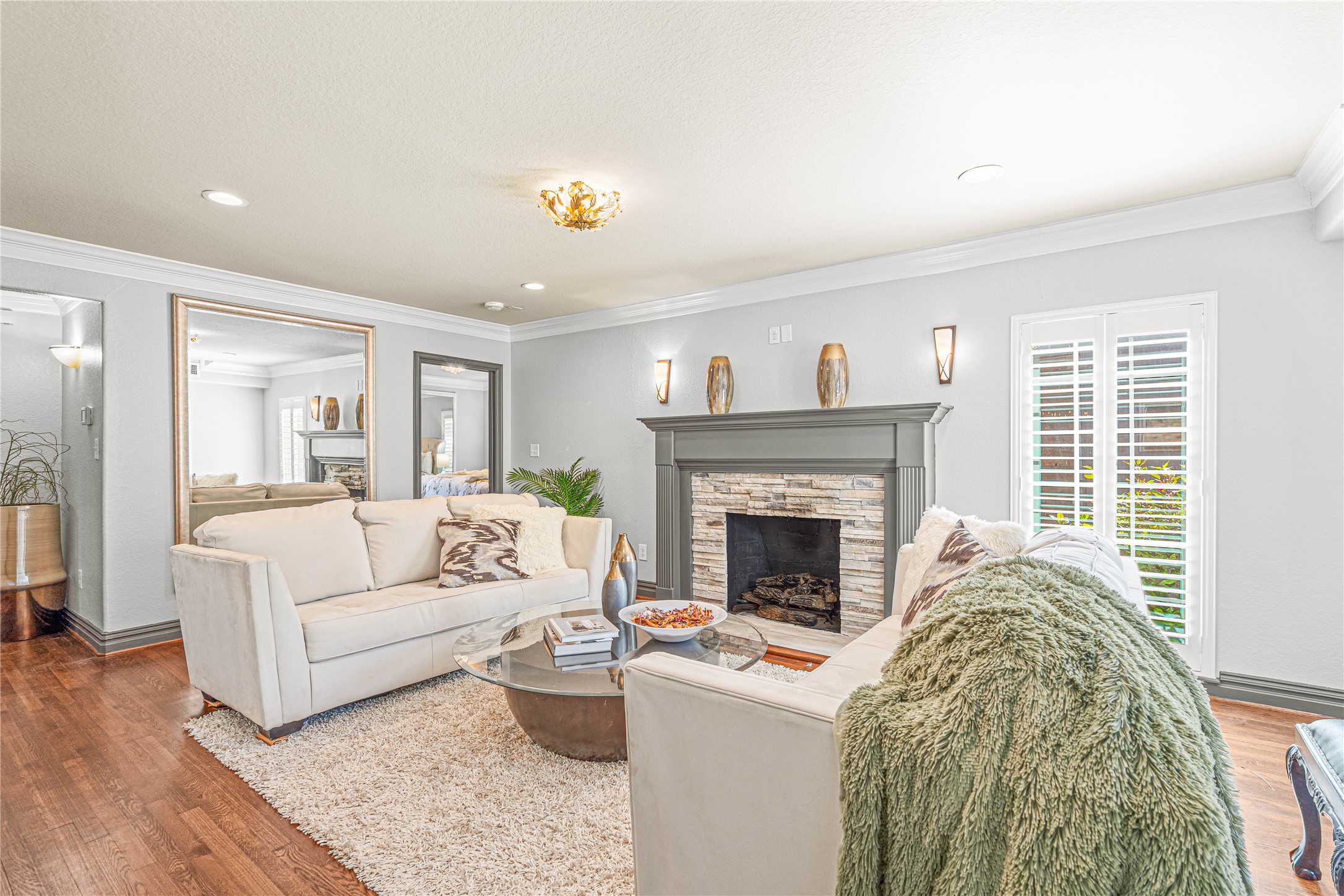 3217 Parkwood Drive Property Photo 7