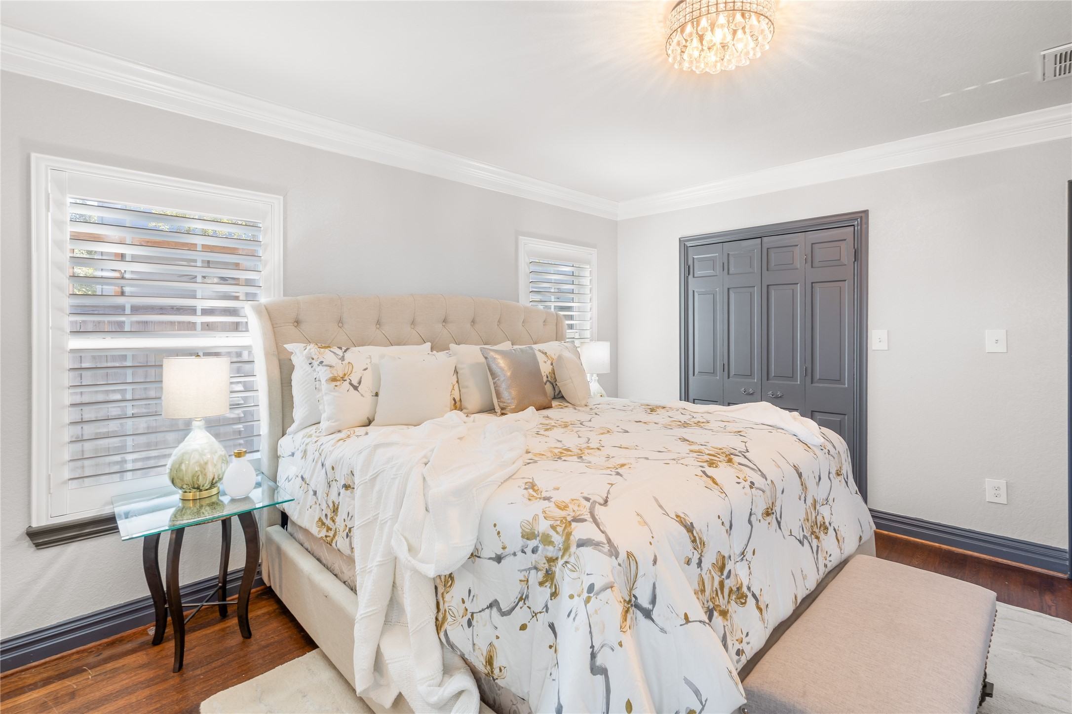 3217 Parkwood Drive Property Photo 11